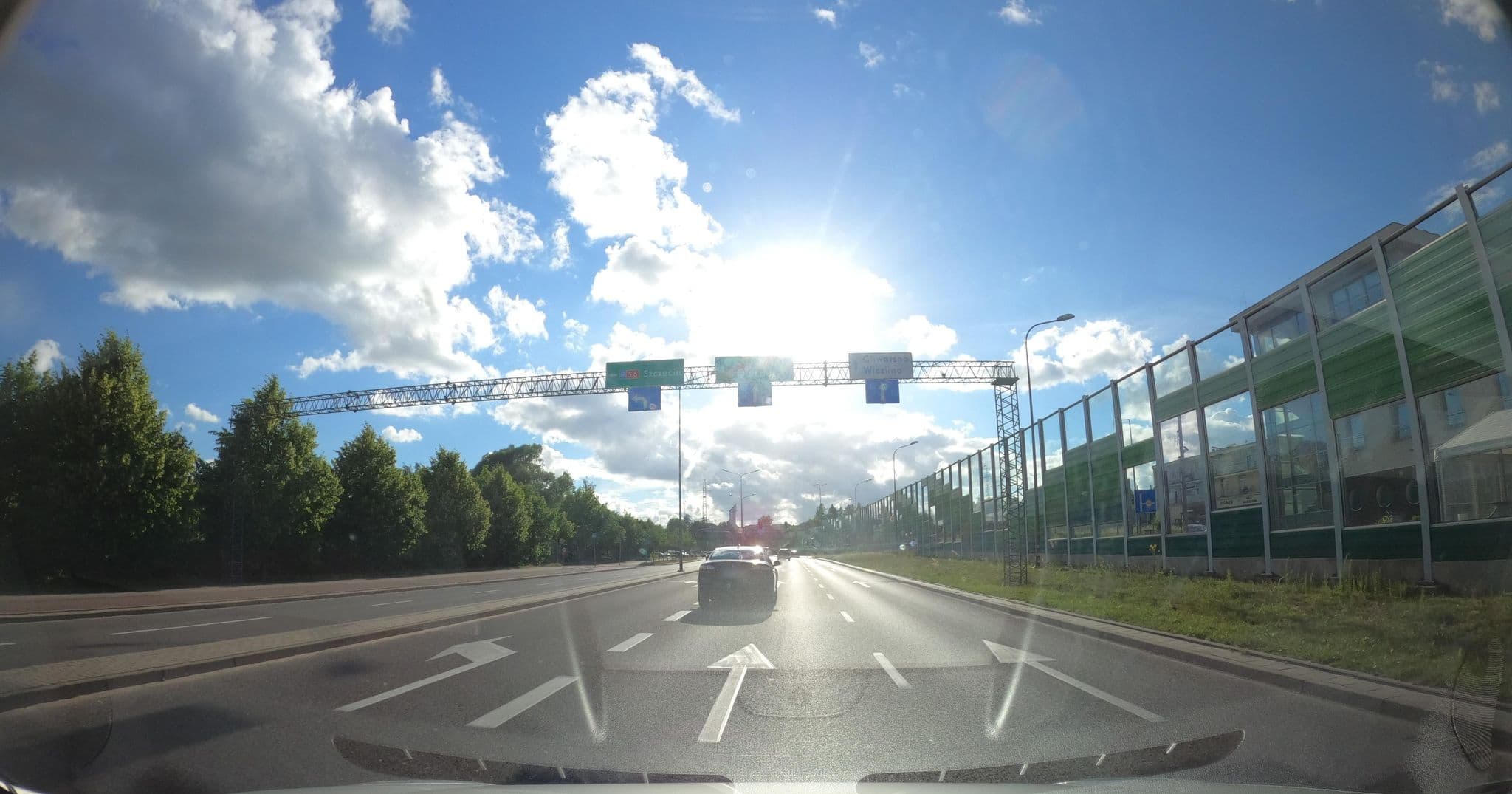 Street view near Morski, Wielki Kack — © masterofnoroad (CC BY-SA · Mapillary)