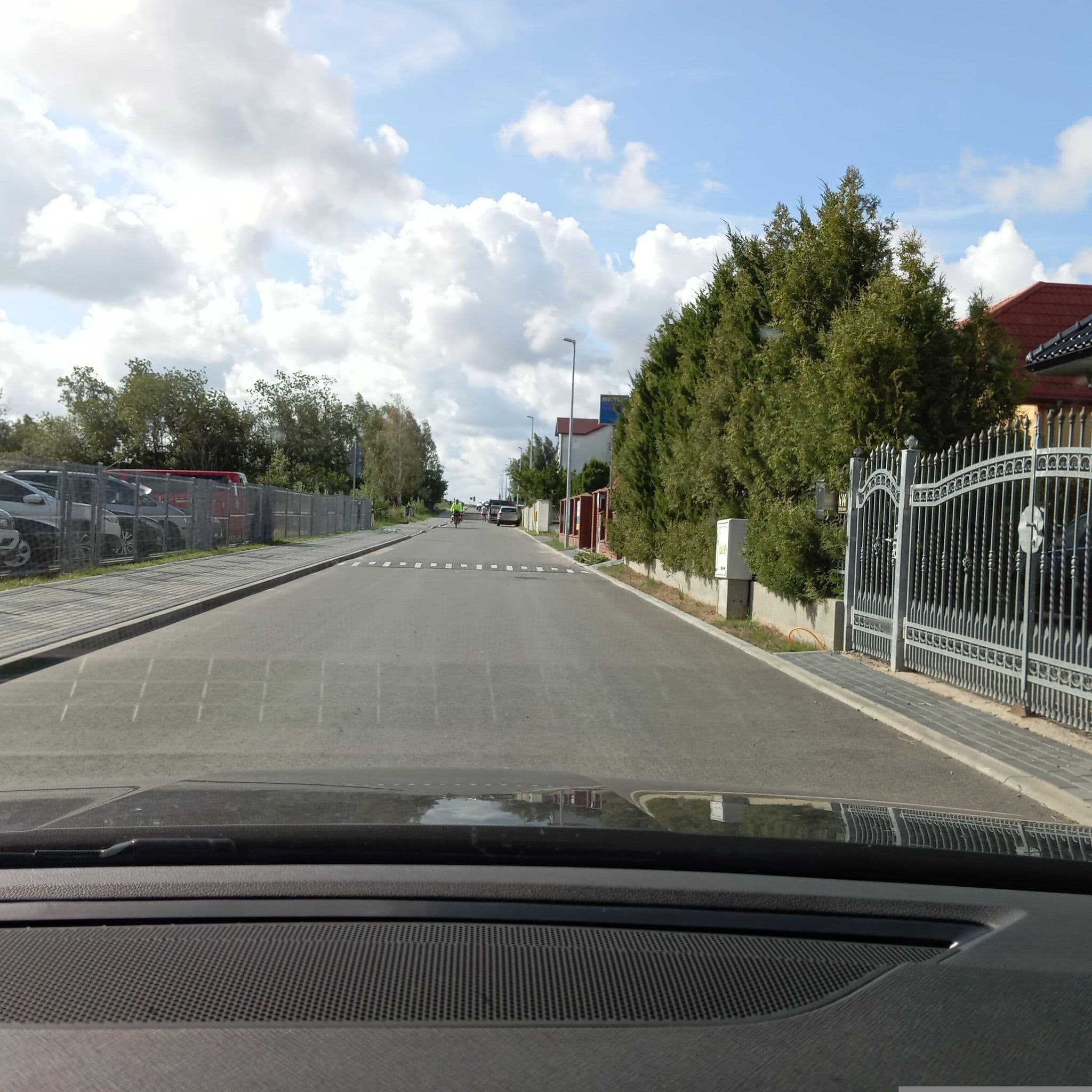 Street view near Motylek, Ustronie Morskie — © jacekb (CC BY-SA · Mapillary)