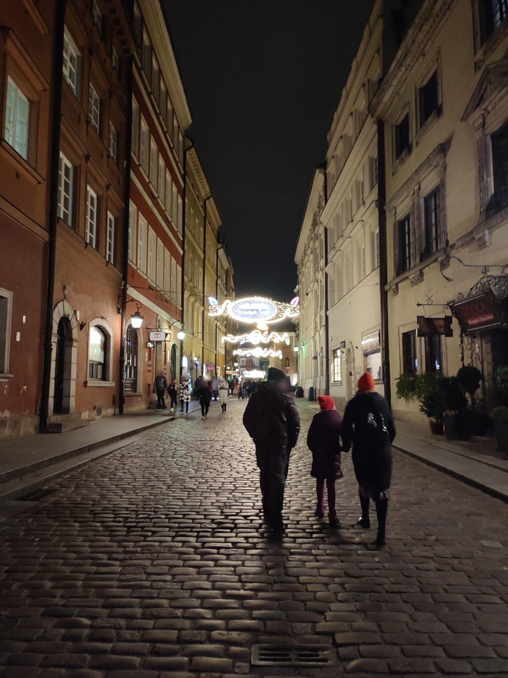 Street view near Castle Inn, Praga Północ — © fantoment (CC BY-SA · Mapillary)