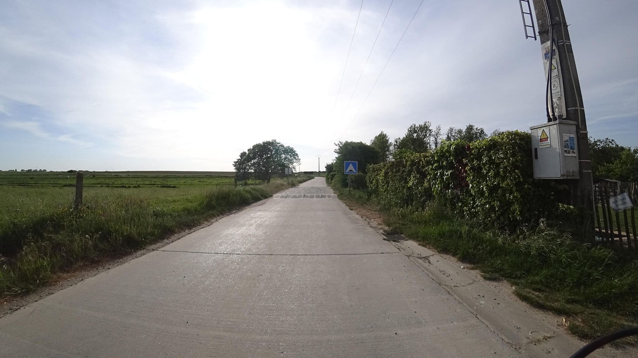 Street view near Ferme de Beauffaux, Beuzet — © vbombaerts (CC BY-SA · Mapillary)