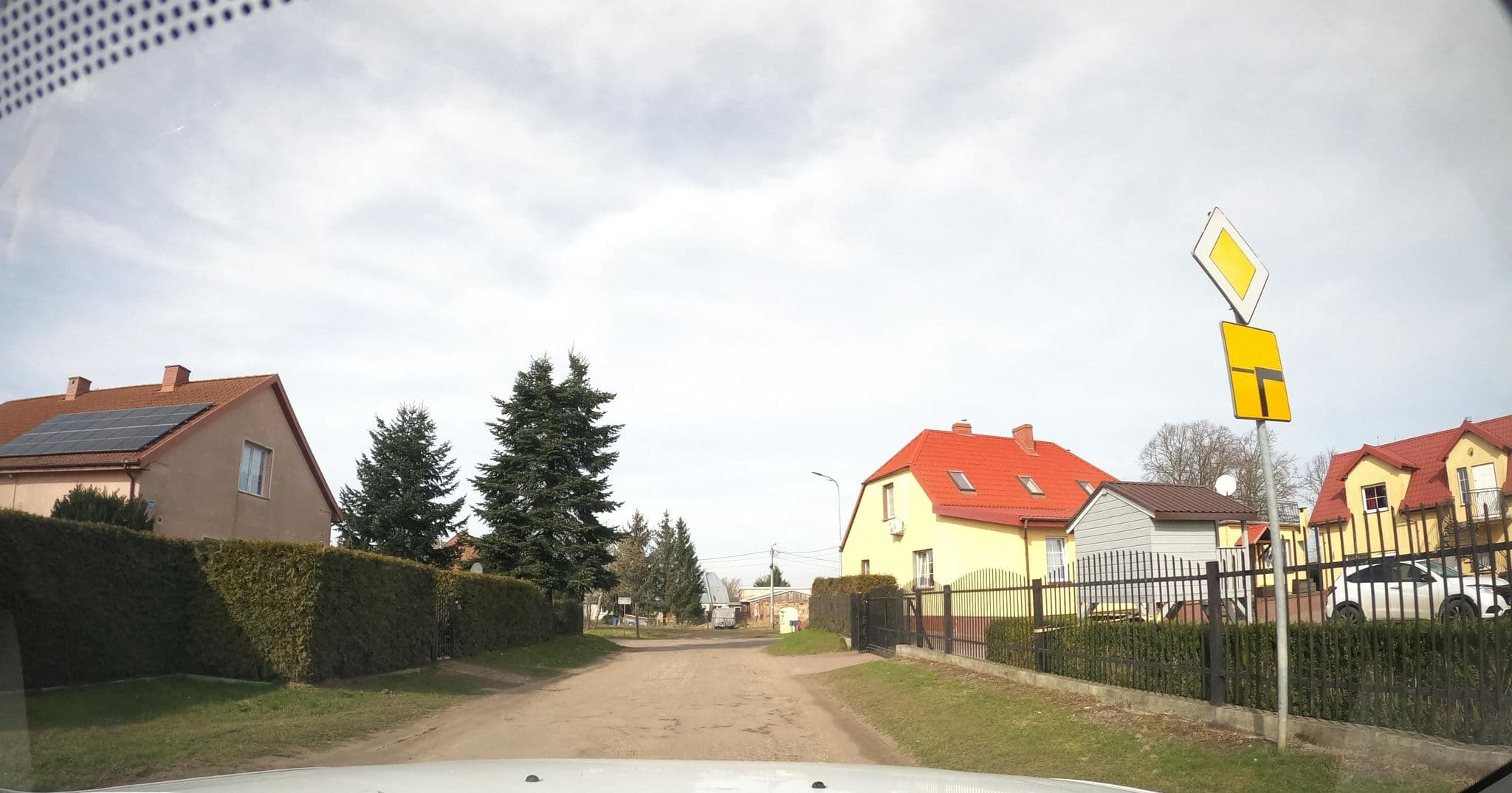 Street view near 7 Dziewczyn, Mrzeżyno — © masterofnoroad (CC BY-SA · Mapillary)