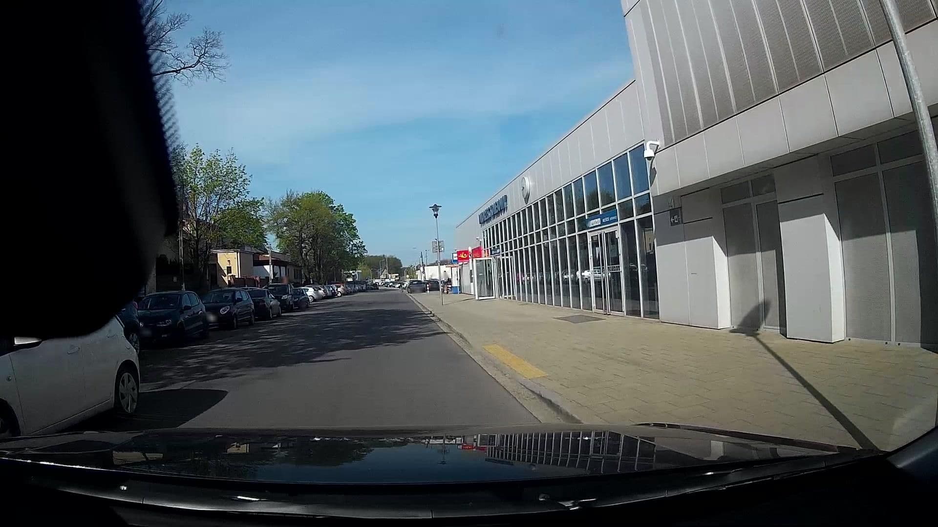Street view near Karczma Rzym, Brzesko — © IMC1964 (CC BY-SA · Mapillary)