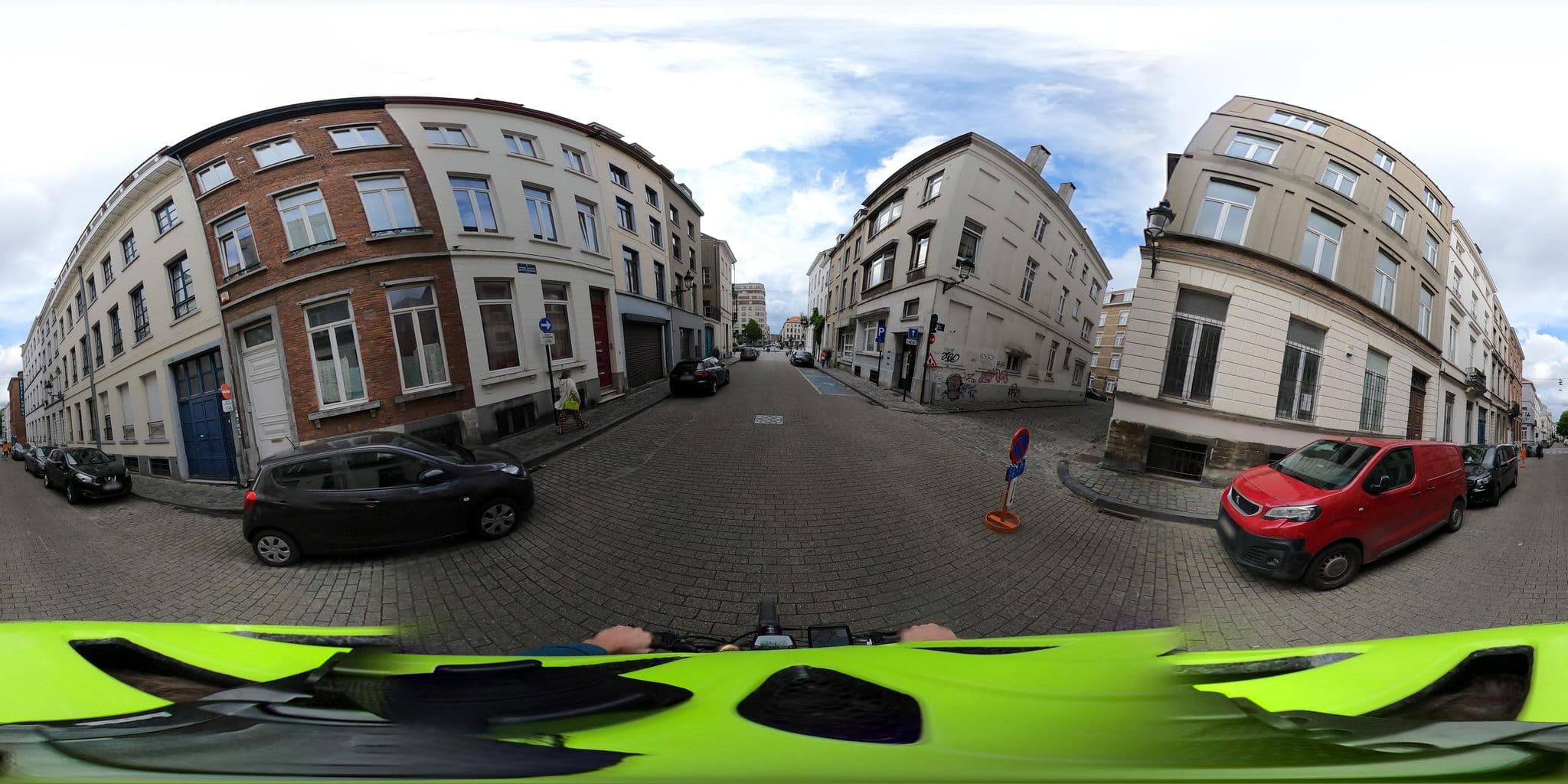 Street view near Citadines Apart Hotel, Brussels — © joostjakob (CC BY-SA · Mapillary)