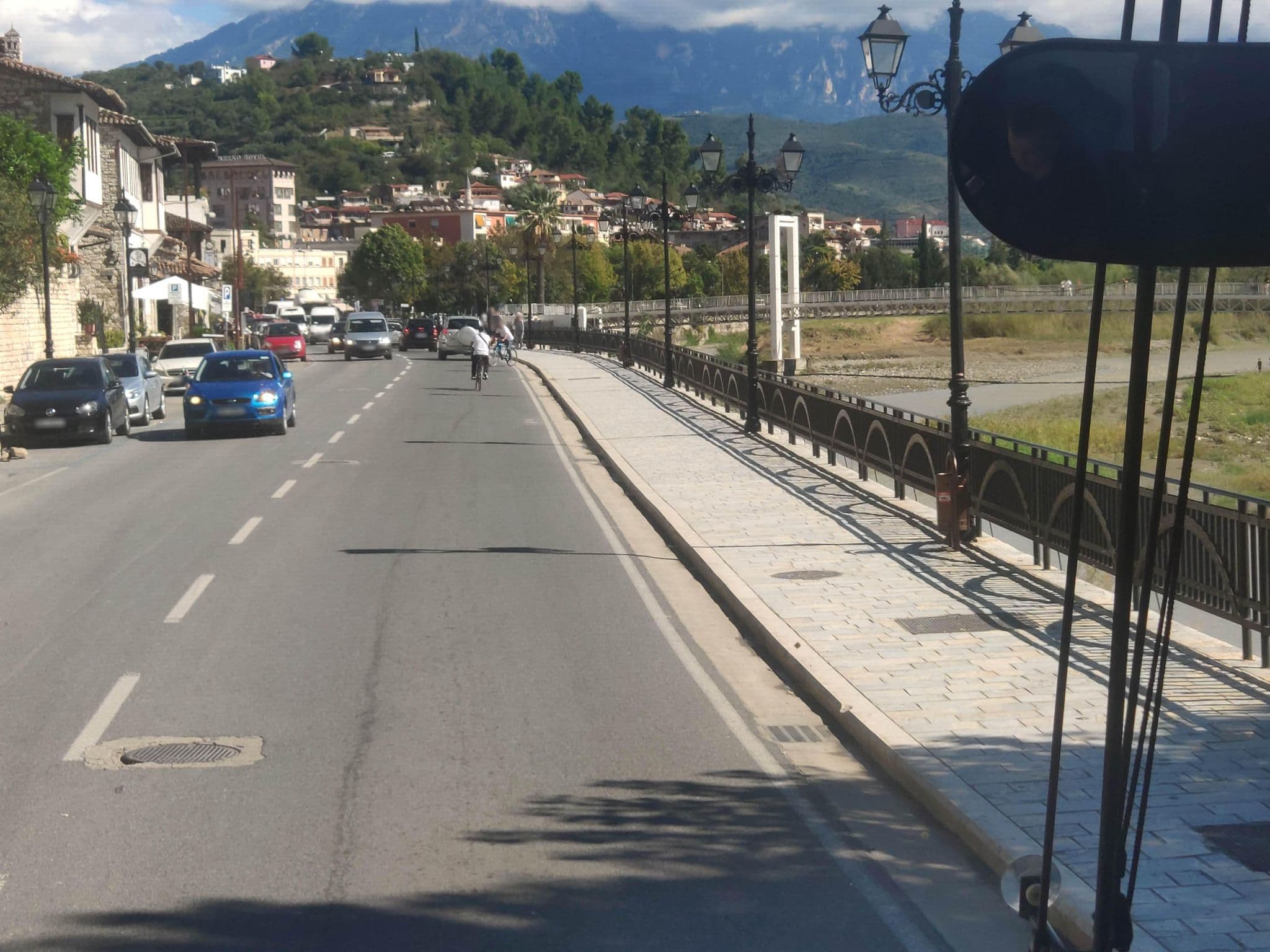 Street view near Timo's Guest House, Berat — © soepzi (CC BY-SA · Mapillary)