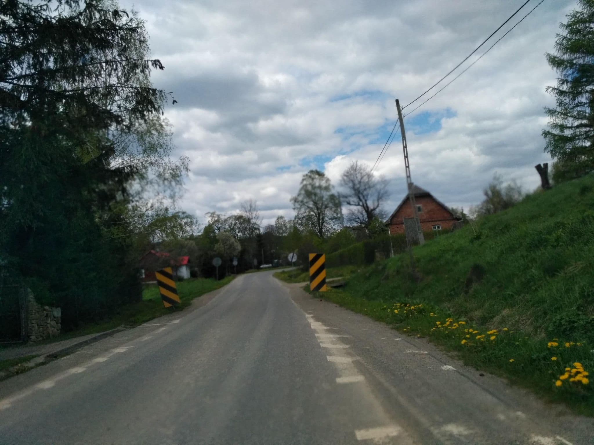 Street view near Stara Szkoła, Dukla — © czecko (CC BY-SA · Mapillary)