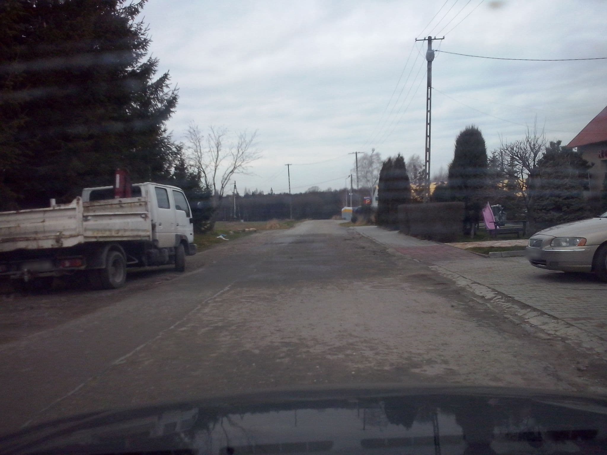 Street view near Hotel Apollo, Świlcza — © Zbigniew_Czernik (CC BY-SA · Mapillary)