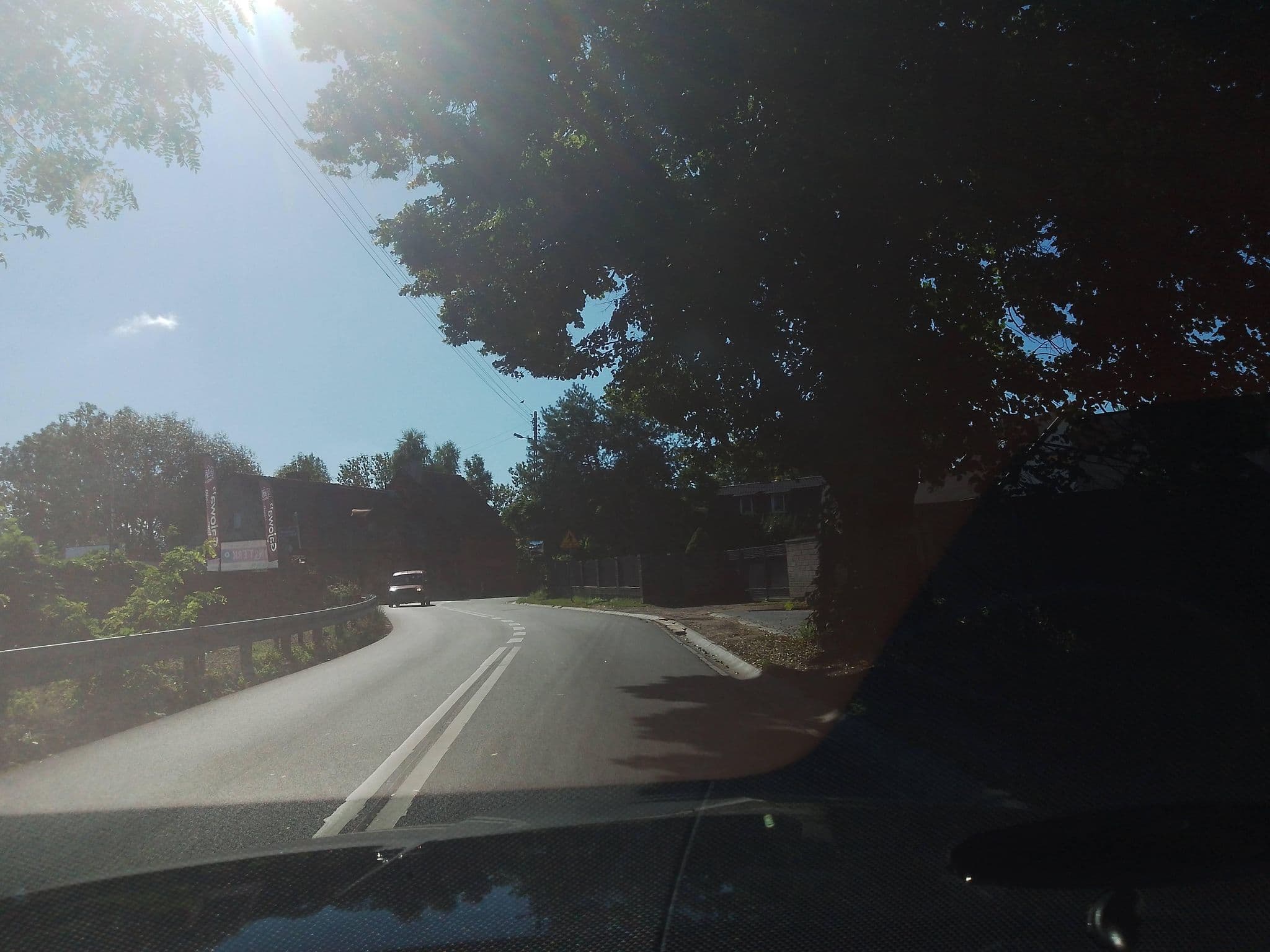 Street view near Grey Hostel, Czerwonak — © and987 (CC BY-SA · Mapillary)