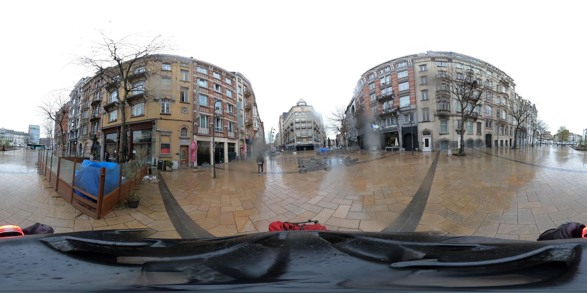 Street view near Hôtel de l'aviation, Brussels — © RaphaelPasLoin (CC BY-SA · Mapillary)