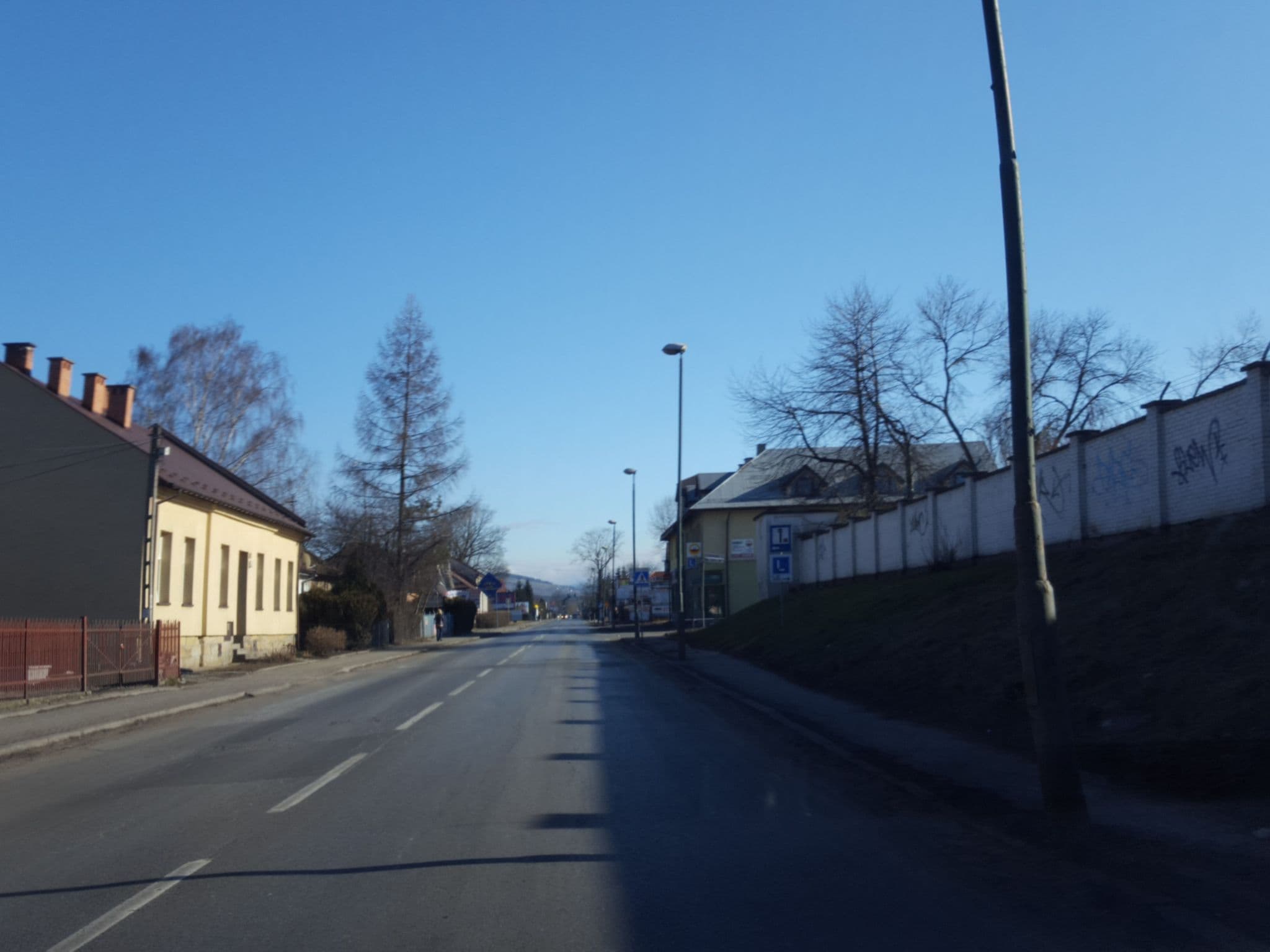 Street view near DOM, Nowy Sącz — © smiglowiecx (CC BY-SA · Mapillary)