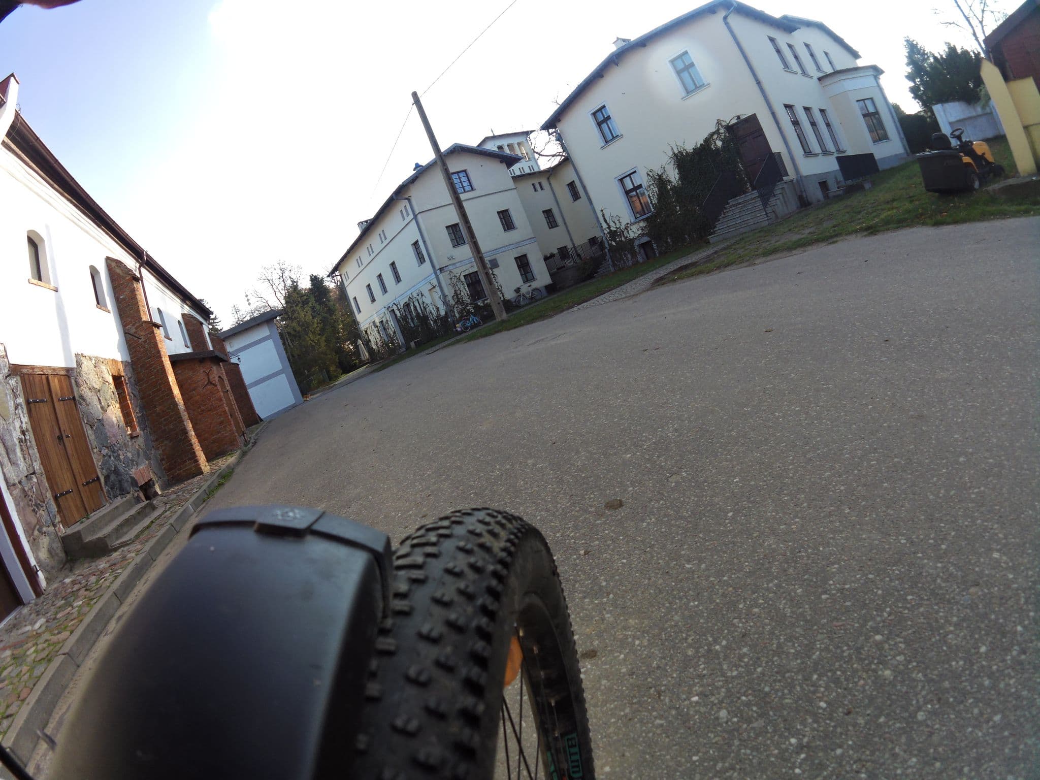 Street view near Pałac Kłanino, Jastrzębia Góra — © masterofnoroad (CC BY-SA · Mapillary)