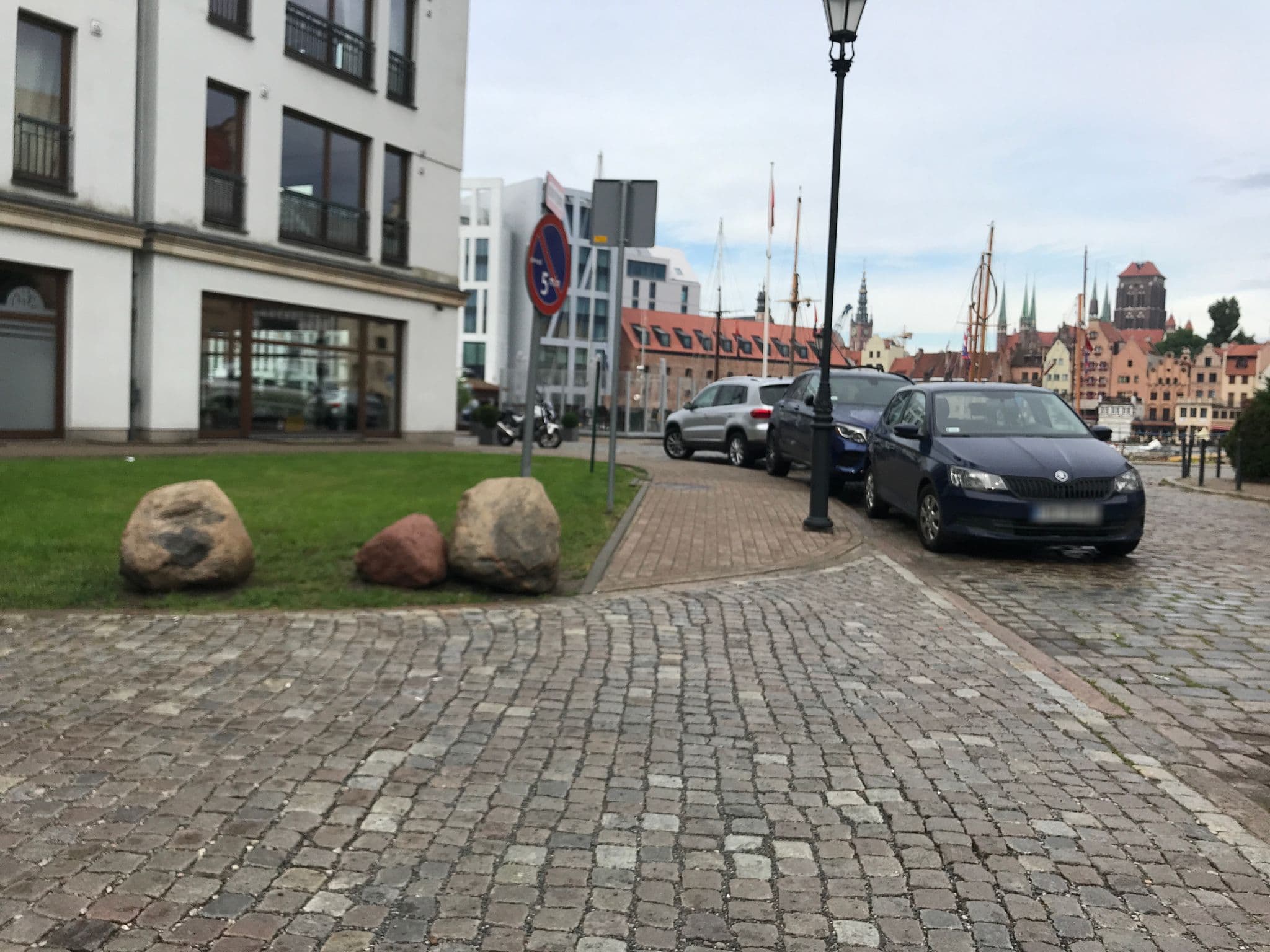 Street view near Podewils, Gdańsk — © miguel_andrade (CC BY-SA · Mapillary)