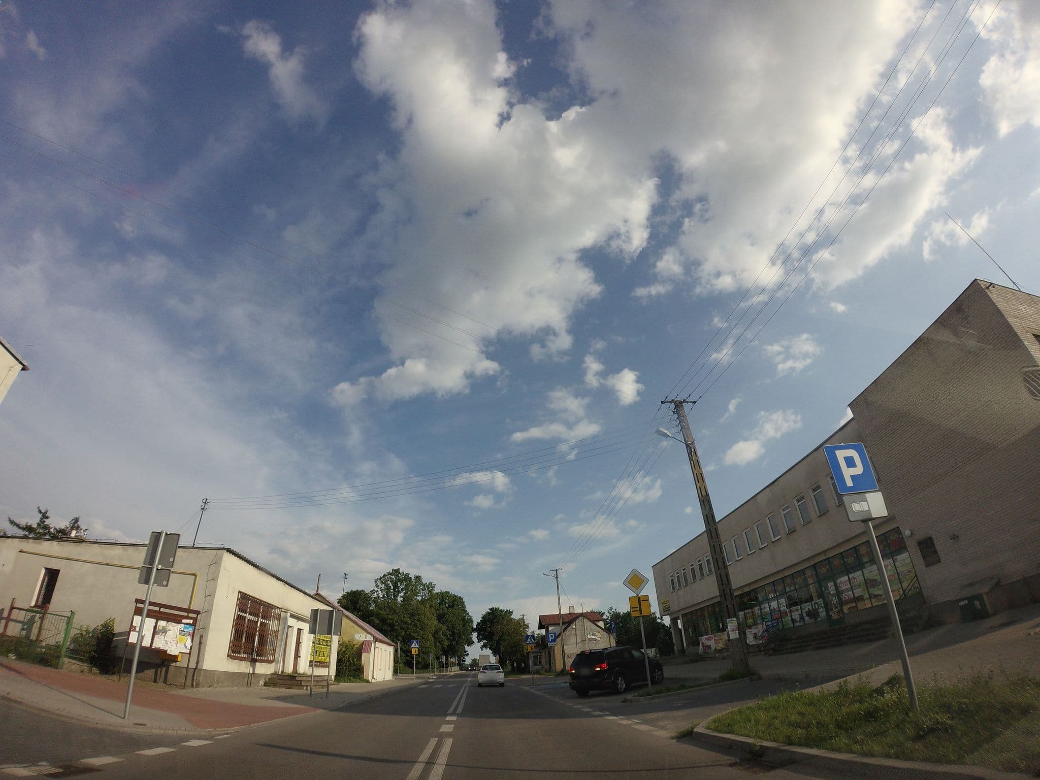 Street view near Gminna Spółdzielnia "Samopomoc Chłopska" w Jeziorzanach, Przytoczno — © czadzik (CC BY-SA · Mapillary)