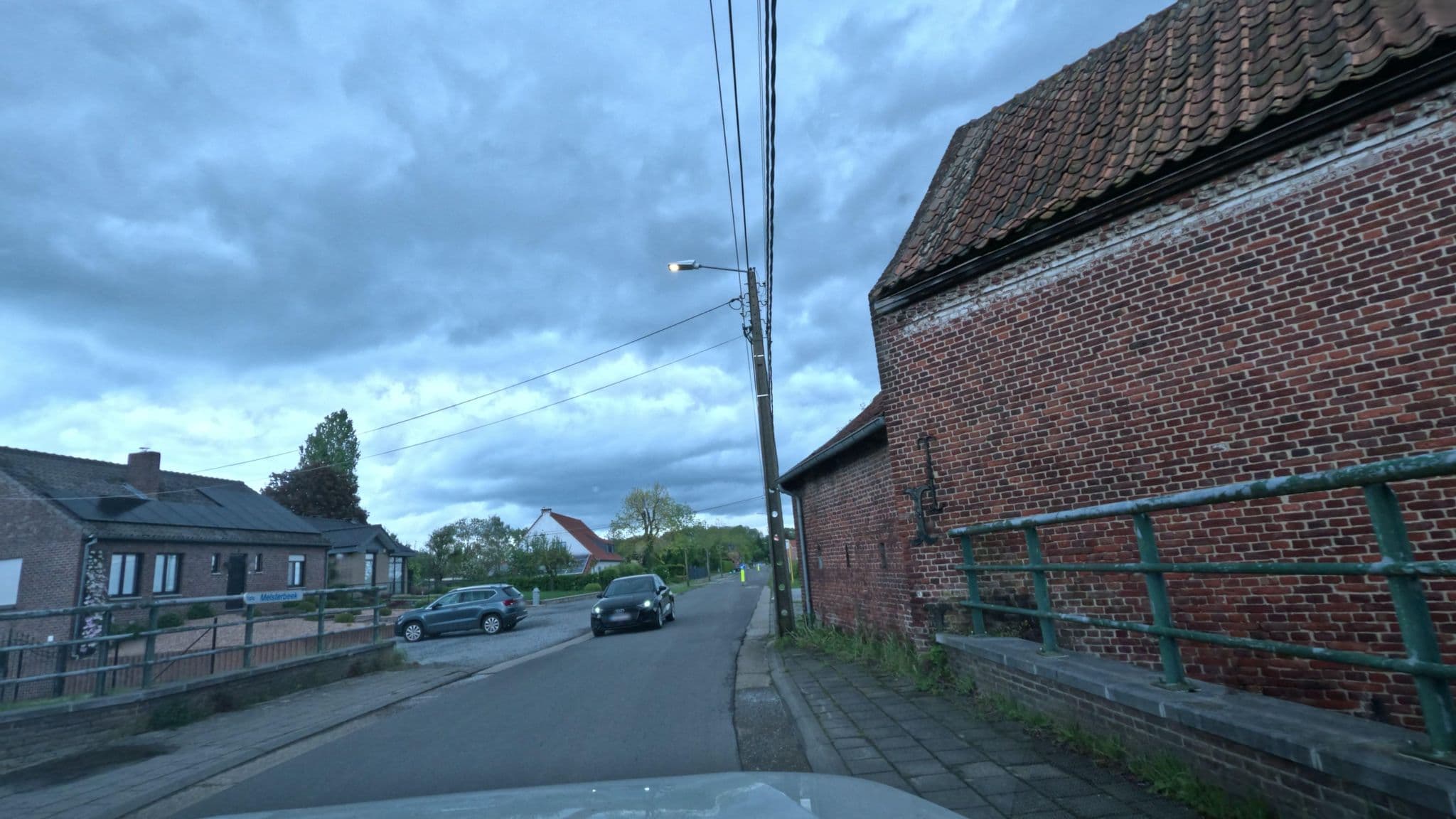 Street view near Metsterenmolen, Nieuwerkerken — © filipc (CC BY-SA · Mapillary)