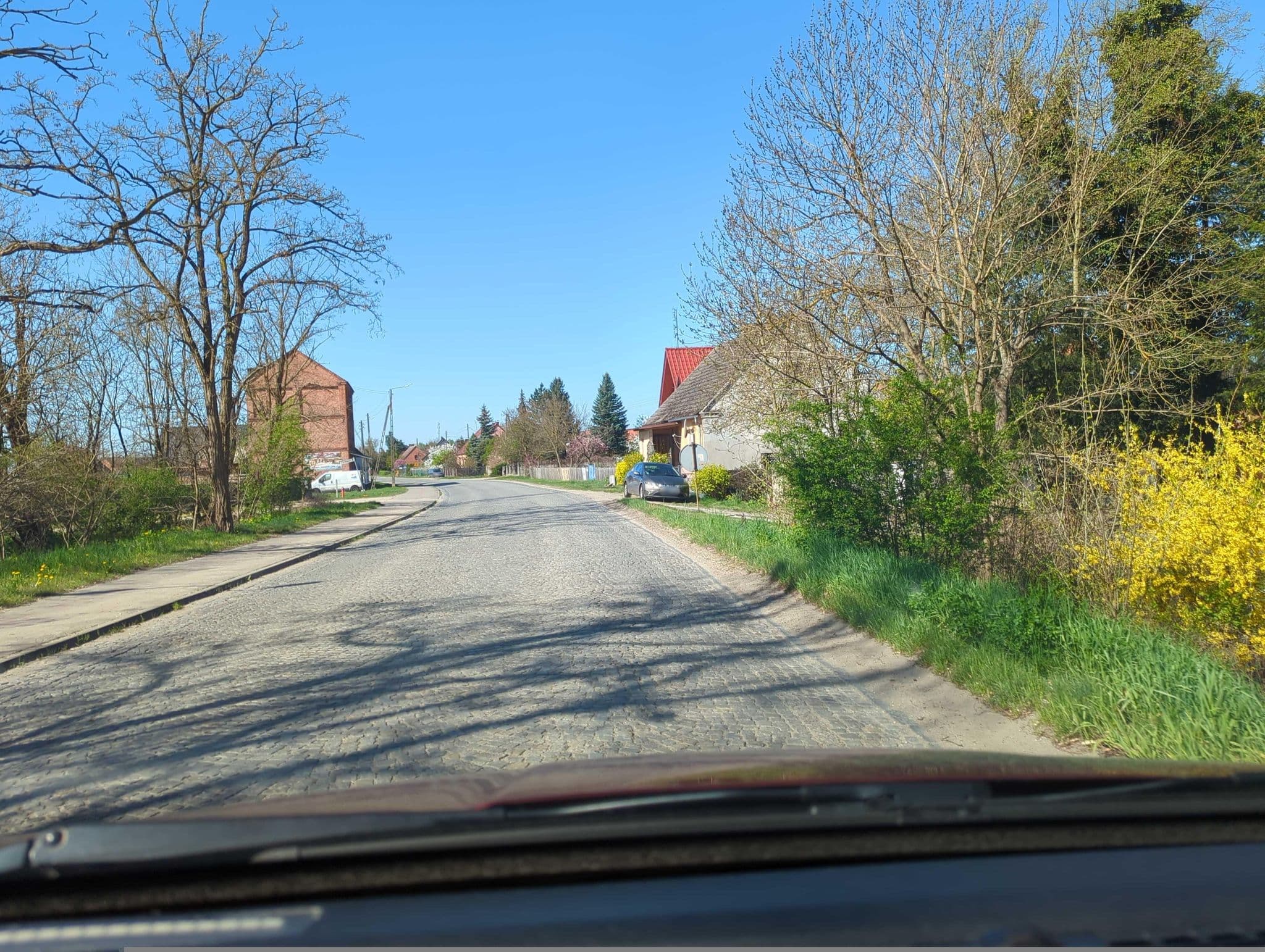 Street view near Pokoje gościnne „Pod Lasem", Milicz — © ashokaking (CC BY-SA · Mapillary)