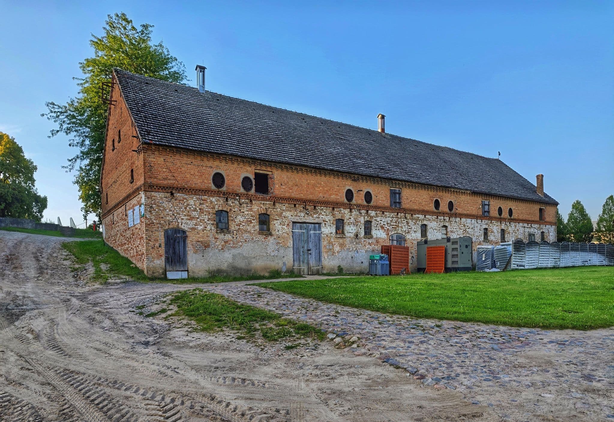 Street view near Folwark Pszczew, Pszczew — © km2bp (CC BY-SA · Mapillary)