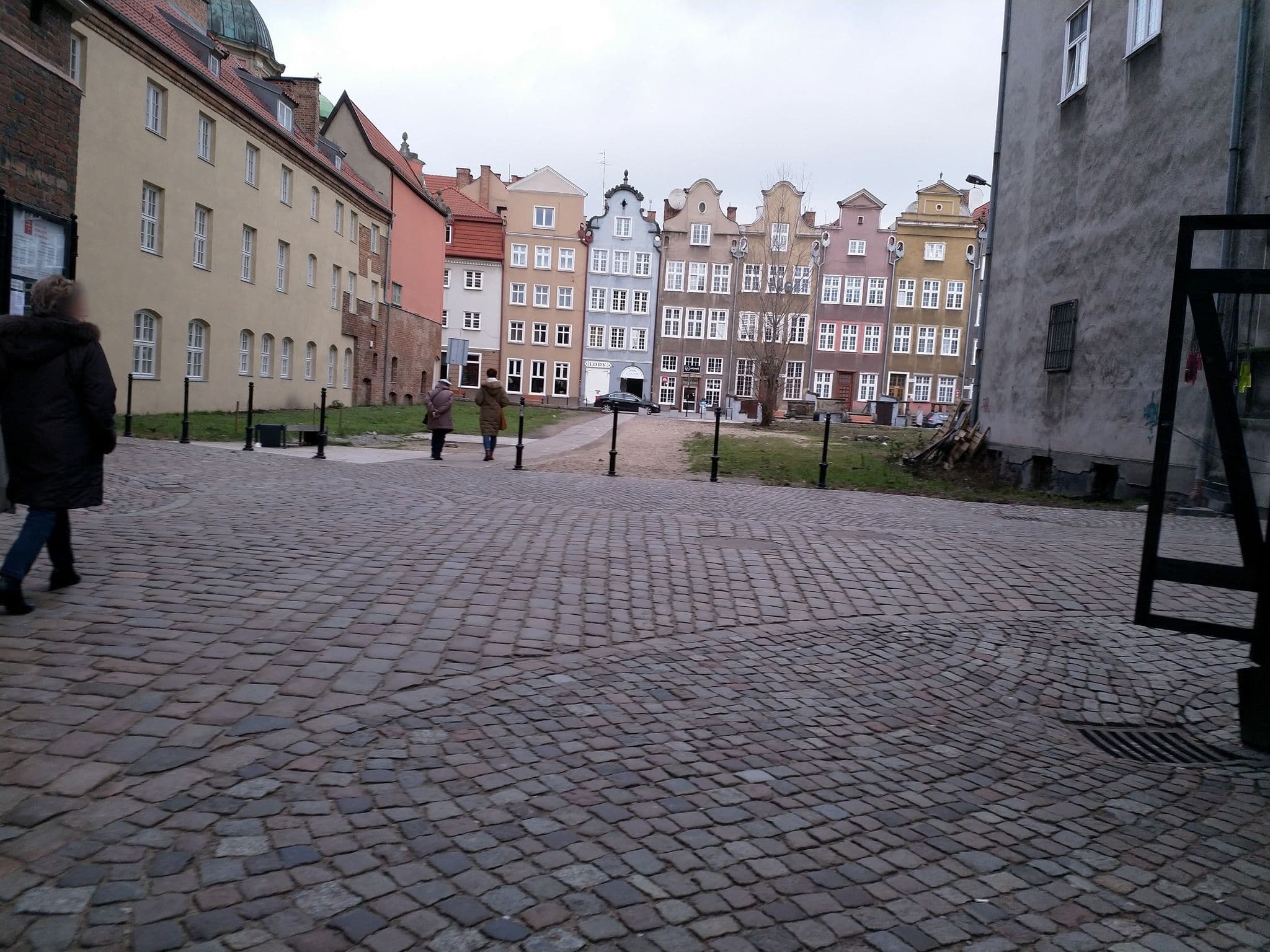 Street view near Ostatni Pokój, Gdańsk — © runcio (CC BY-SA · Mapillary)