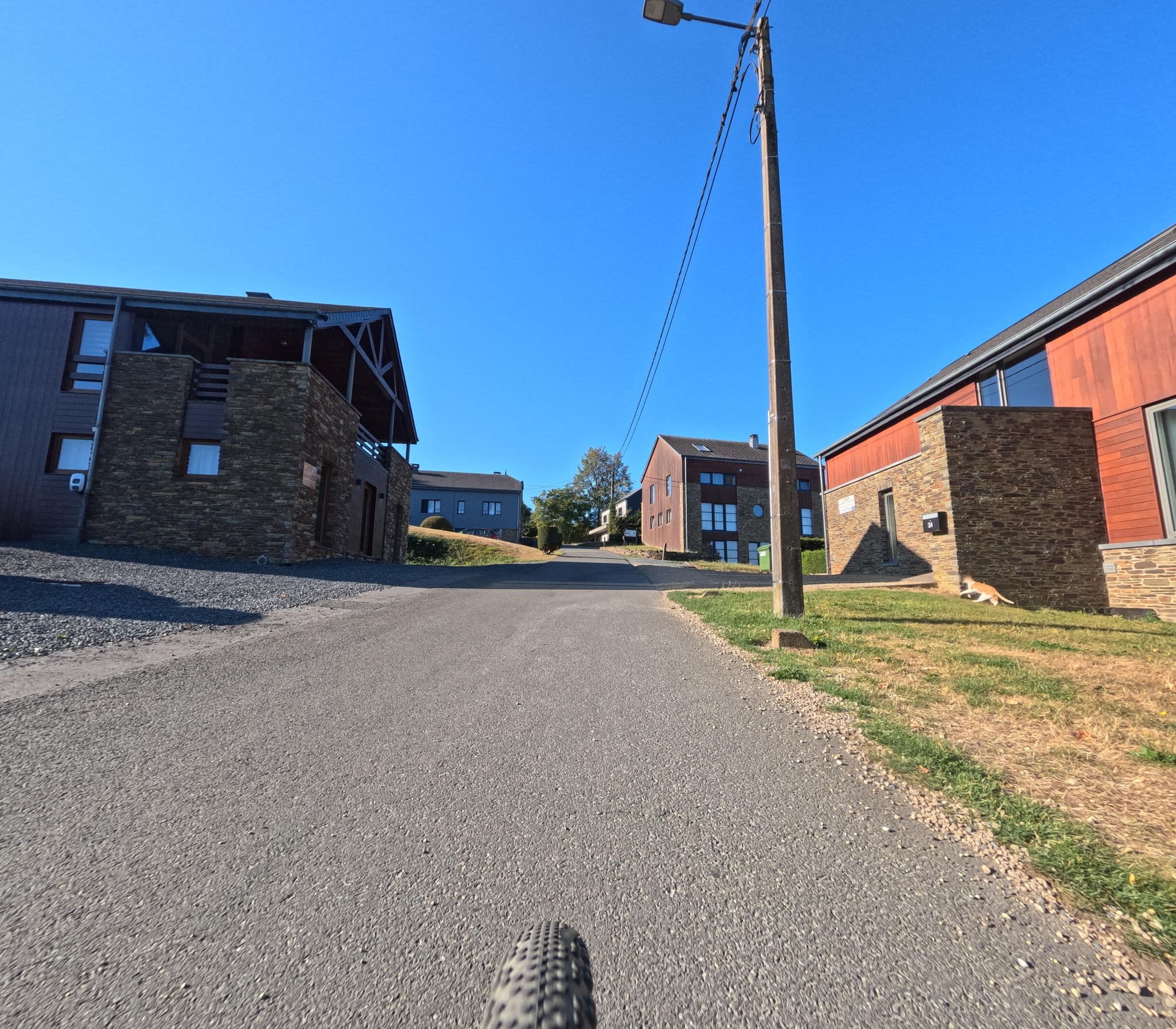 Street view near Villa Beauséjour III, Bouillon — © Stijnbrengtdewereldinbeeld (CC BY-SA · Mapillary)