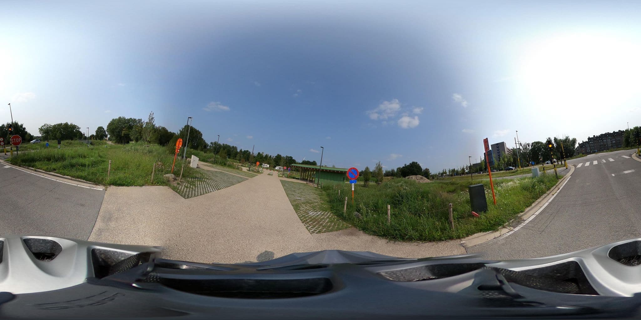 Street view near Camperterrein Kampermolen, Hasselt — © Eebie (CC BY-SA · Mapillary)