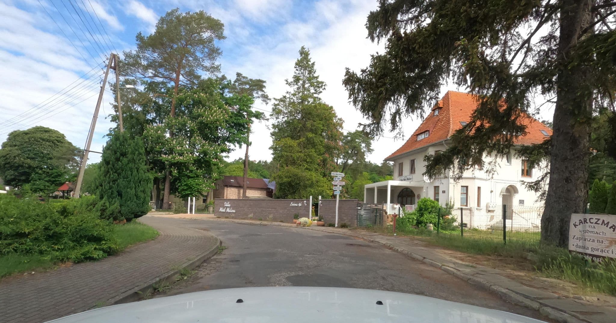 Street view near Villa Miód Malina, Międzyzdroje — © masterofnoroad (CC BY-SA · Mapillary)