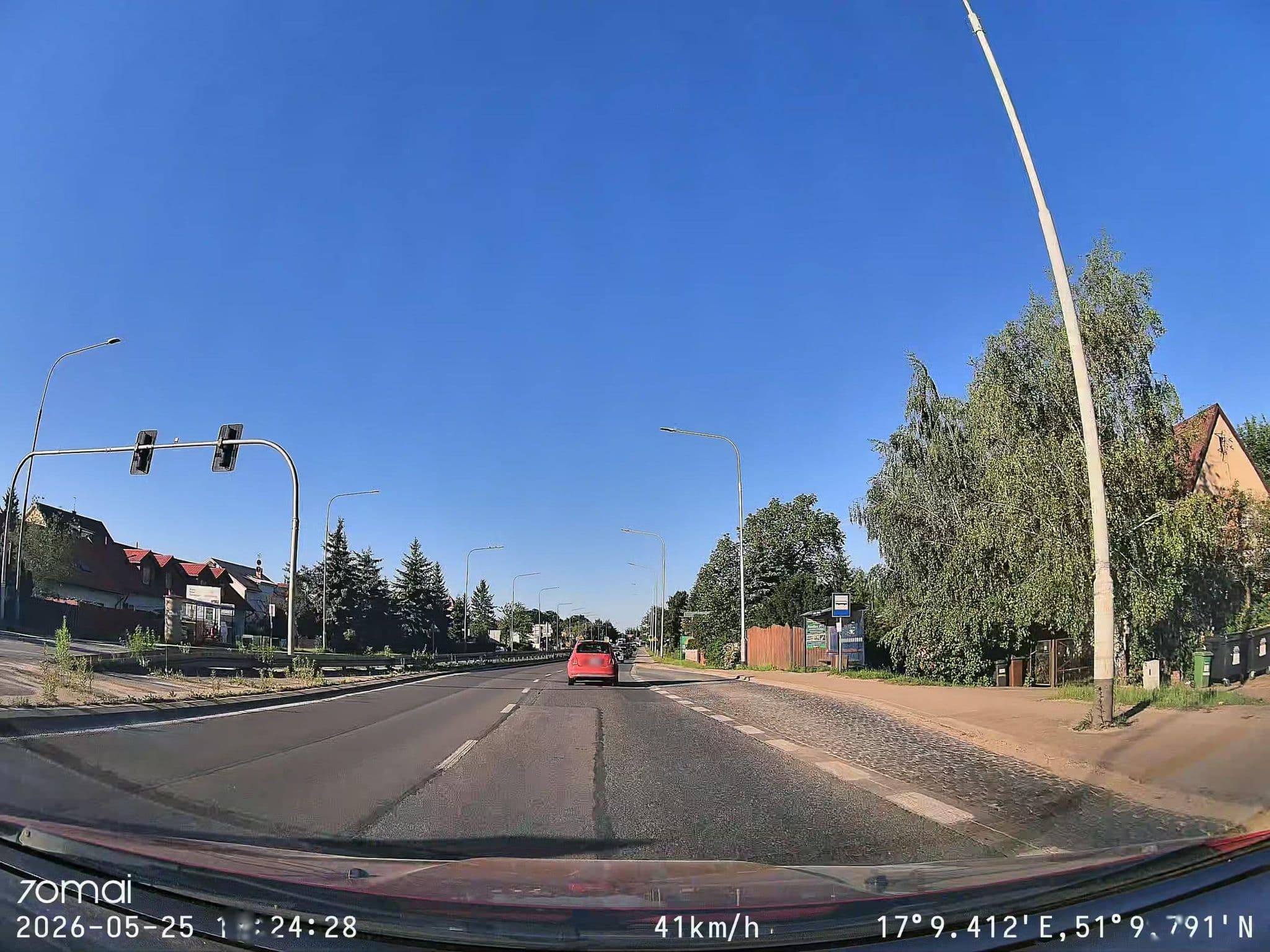 Street view near Kwatery pracownicze, Mirków — © mac1i1ek (CC BY-SA · Mapillary)