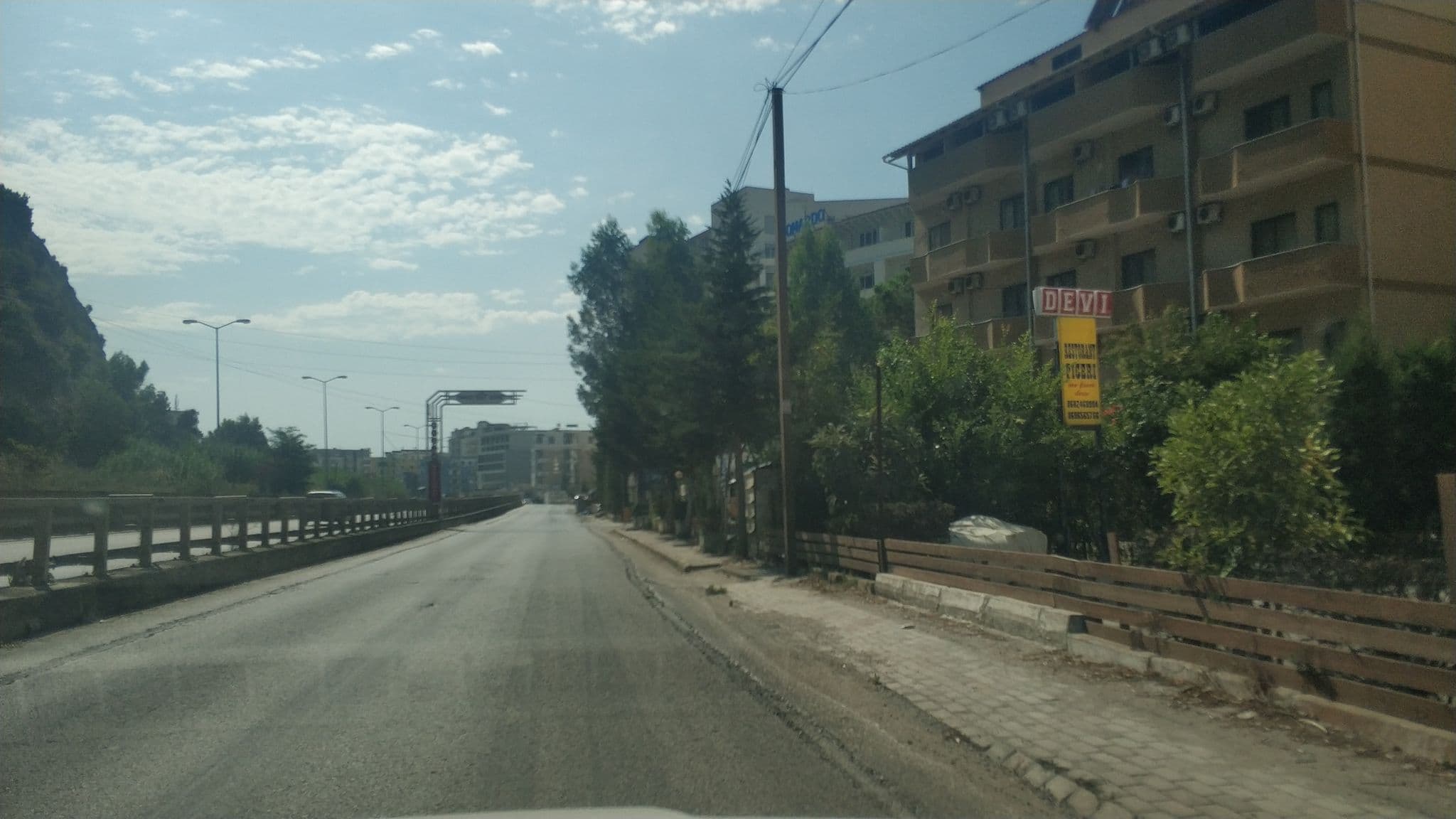 Street view near Devi, Rrashbull — © freddouhelk (CC BY-SA · Mapillary)
