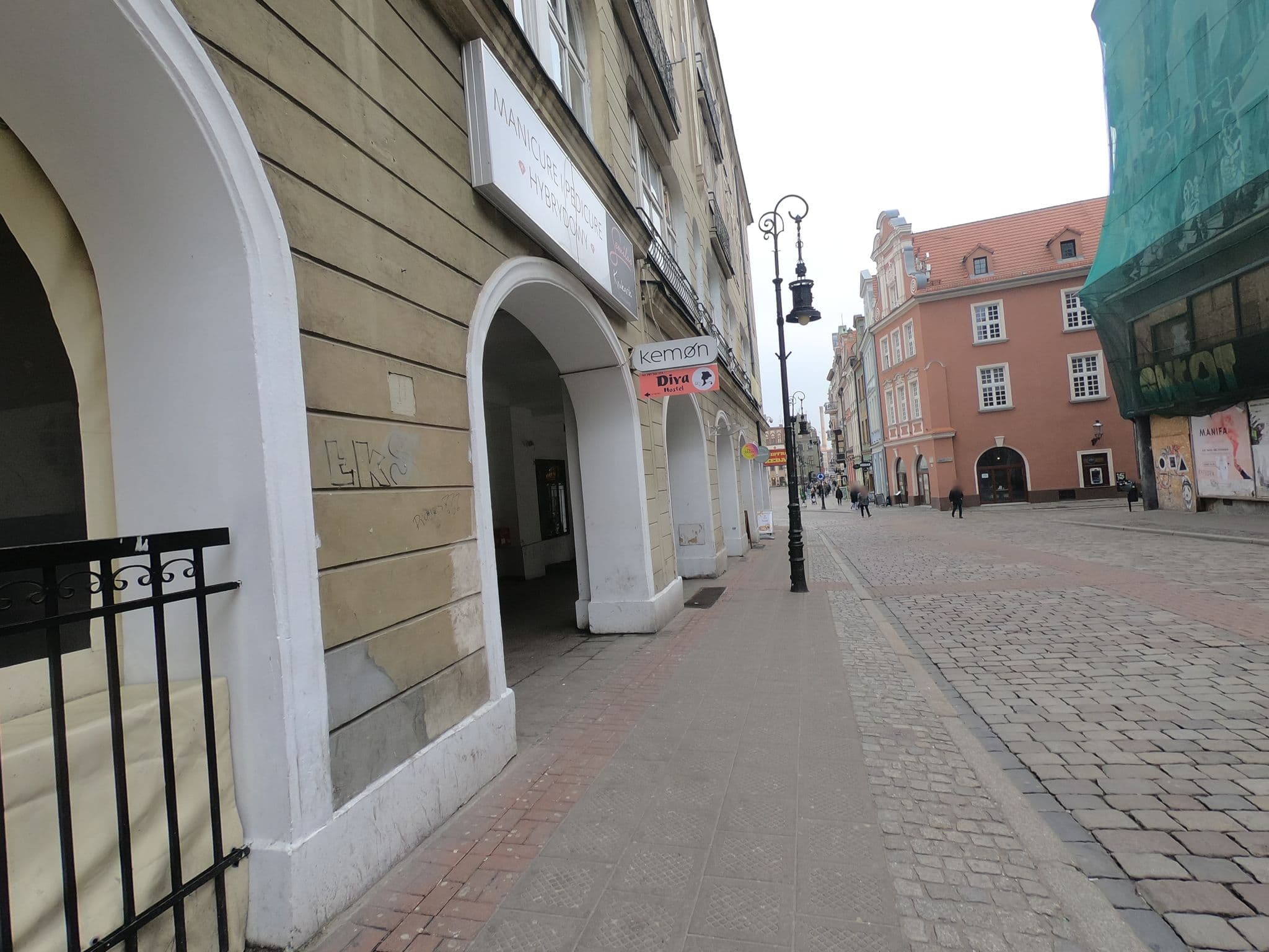 Street view near Diva, Poznań — © chuck (CC BY-SA · Mapillary)