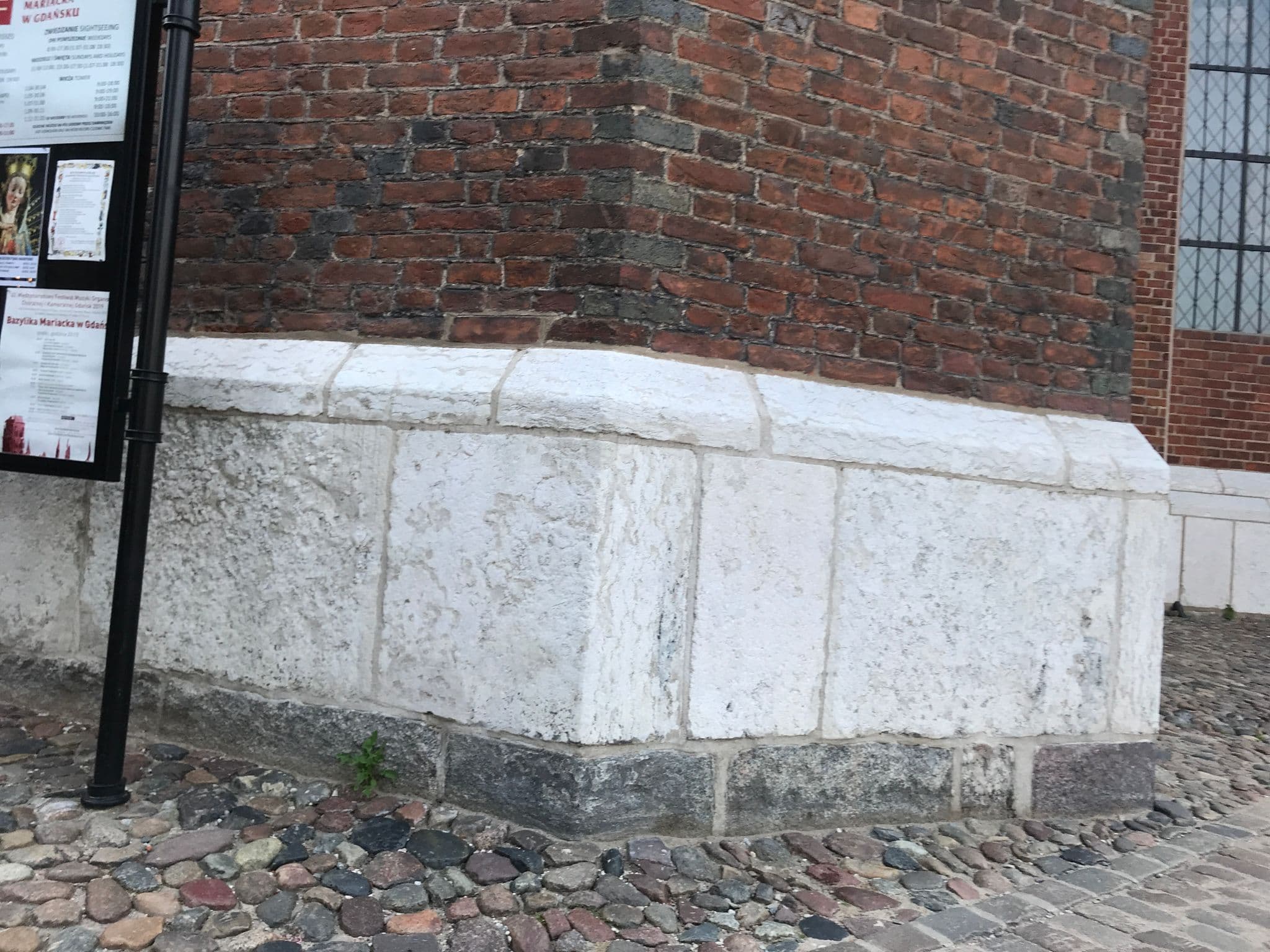 Street view near Gotyk House, Gdańsk — © miguel_andrade (CC BY-SA · Mapillary)