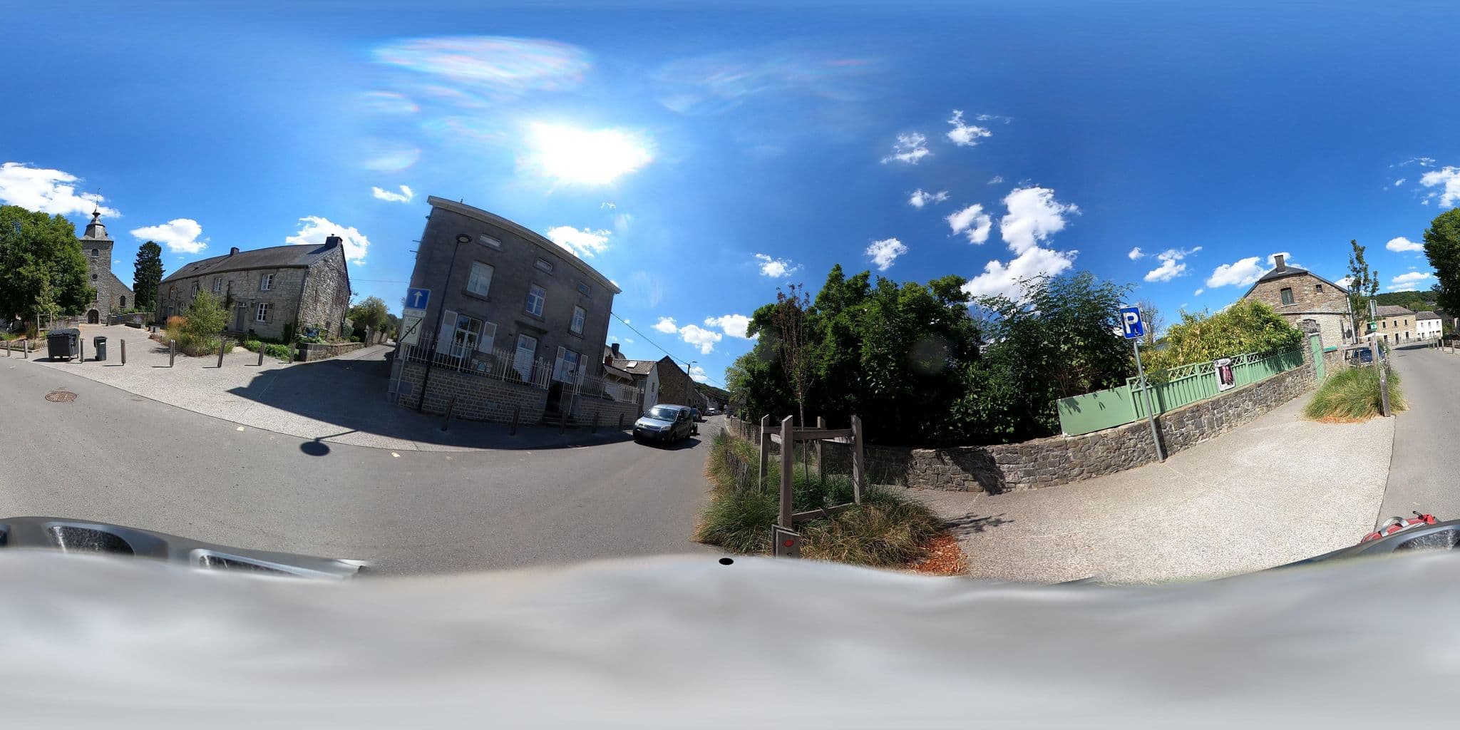 Street view near La Maison du Meunier, Durnal — © Eebie (CC BY-SA · Mapillary)