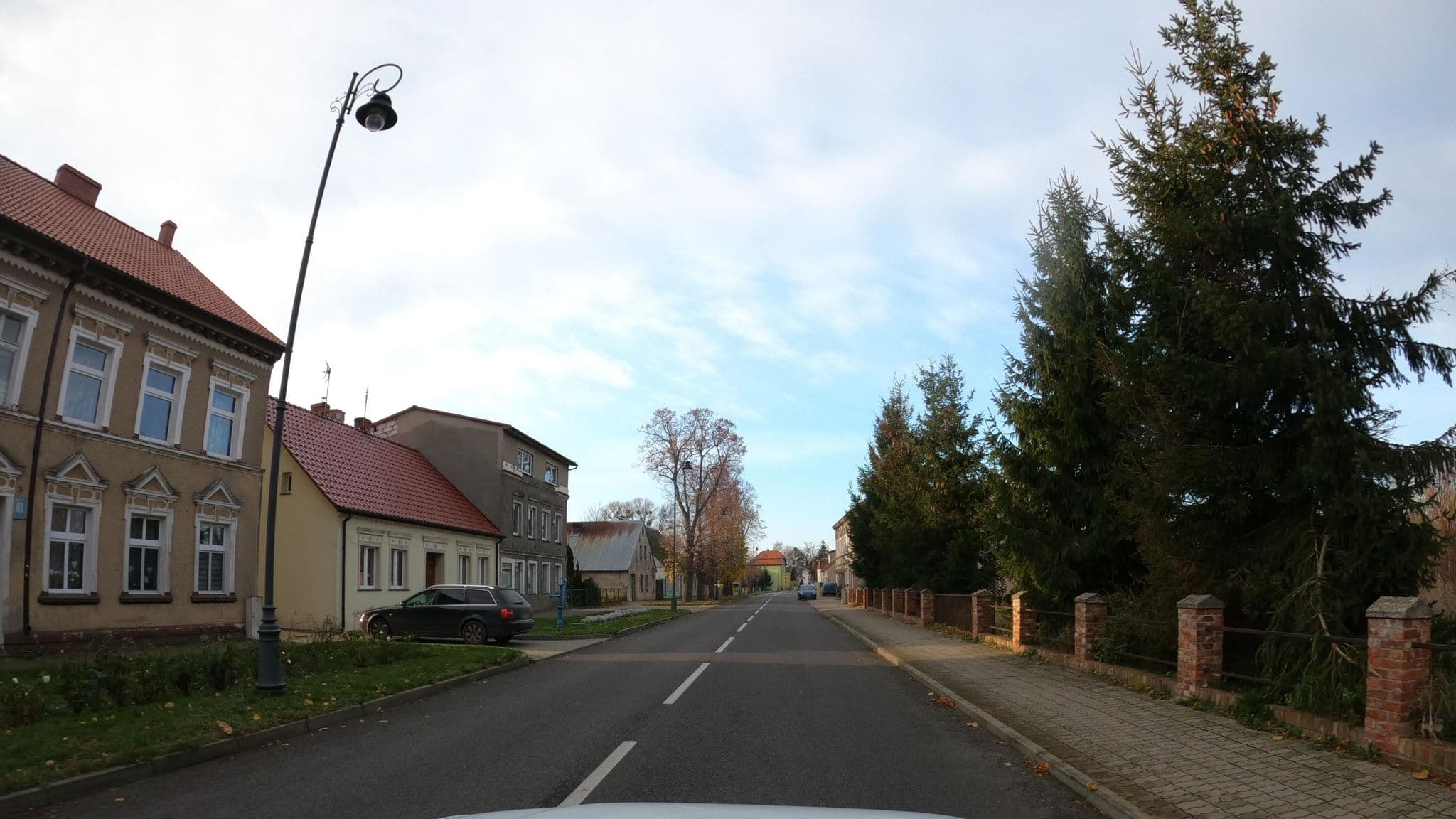Street view near Pod Orzechem, Nowe Warpno — © masterofnoroad (CC BY-SA · Mapillary)