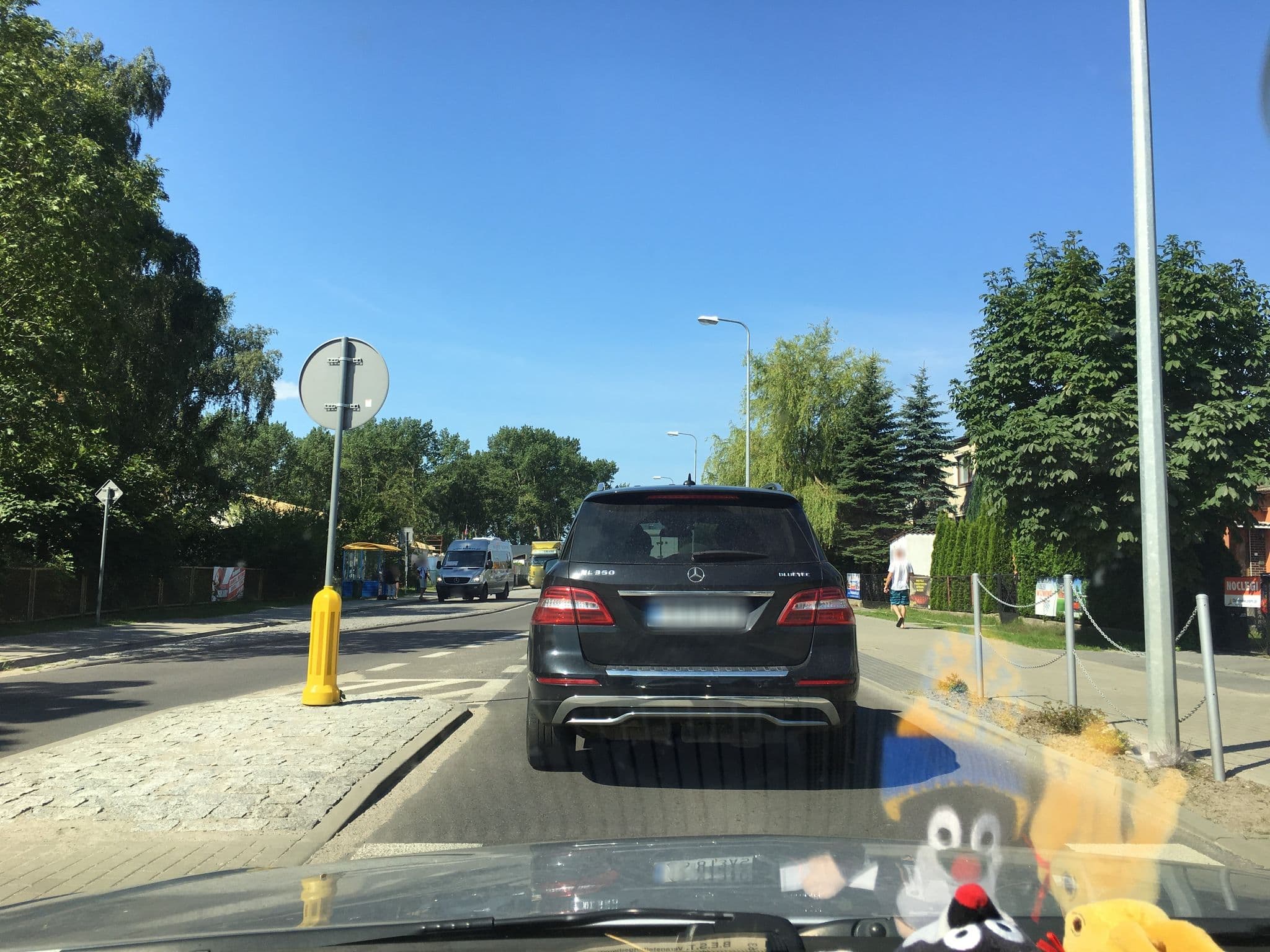 Street view near Dziwnów domki, Dziwnów — © duckling (CC BY-SA · Mapillary)