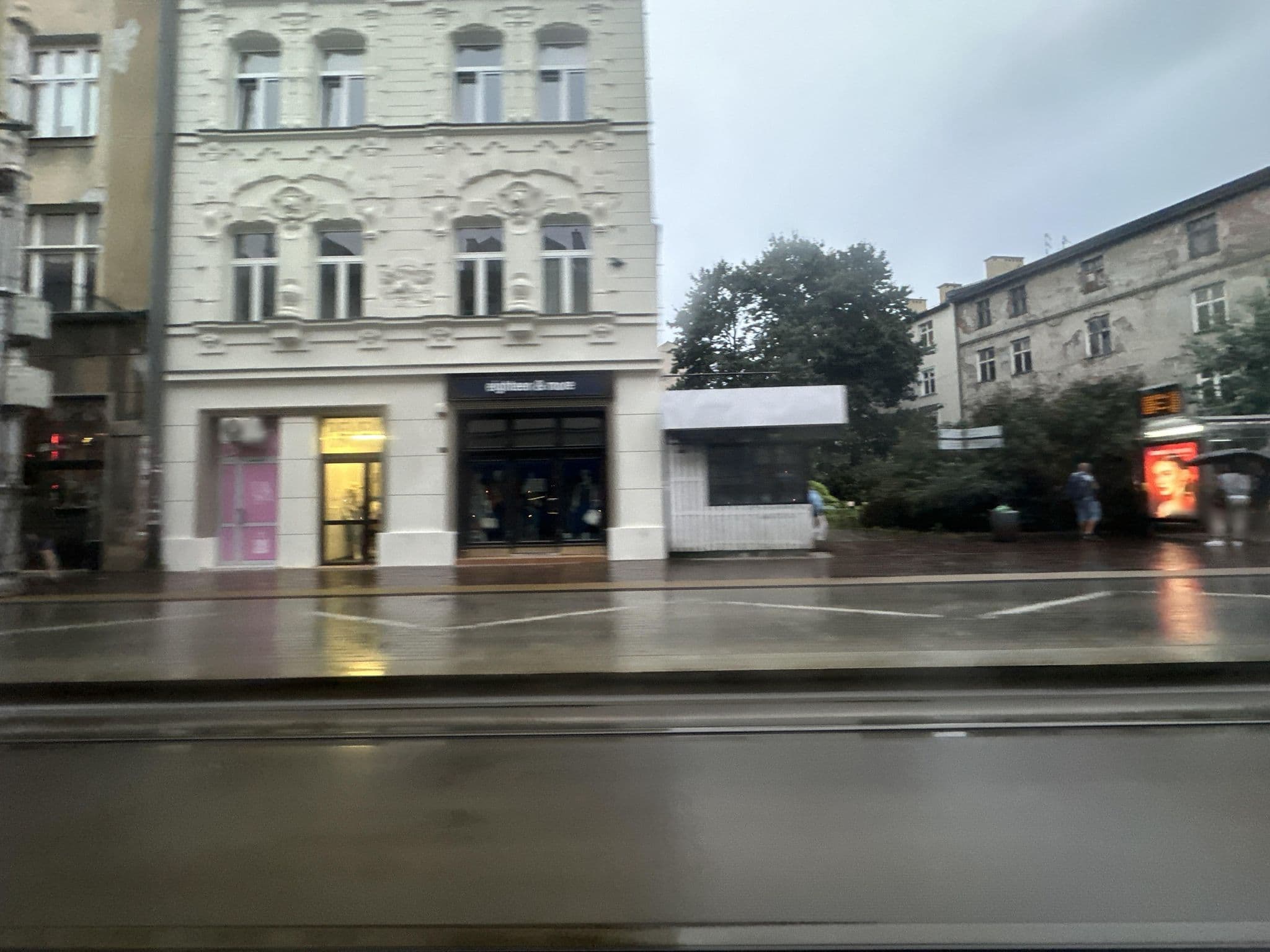 Street view near Tara, Kraków