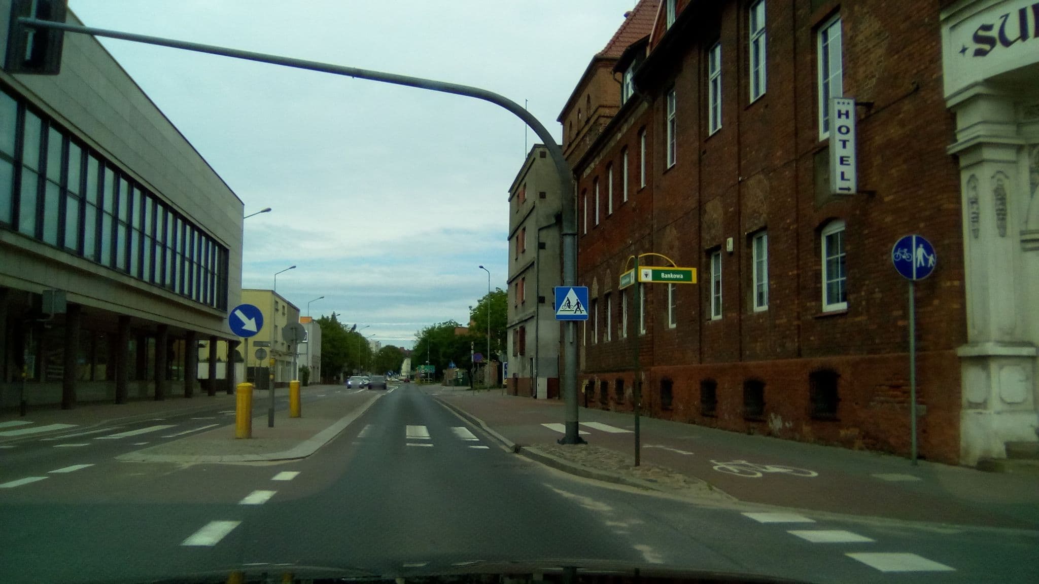 Street view near Hotel "Sukiennice", Chojnice — © and987 (CC BY-SA · Mapillary)