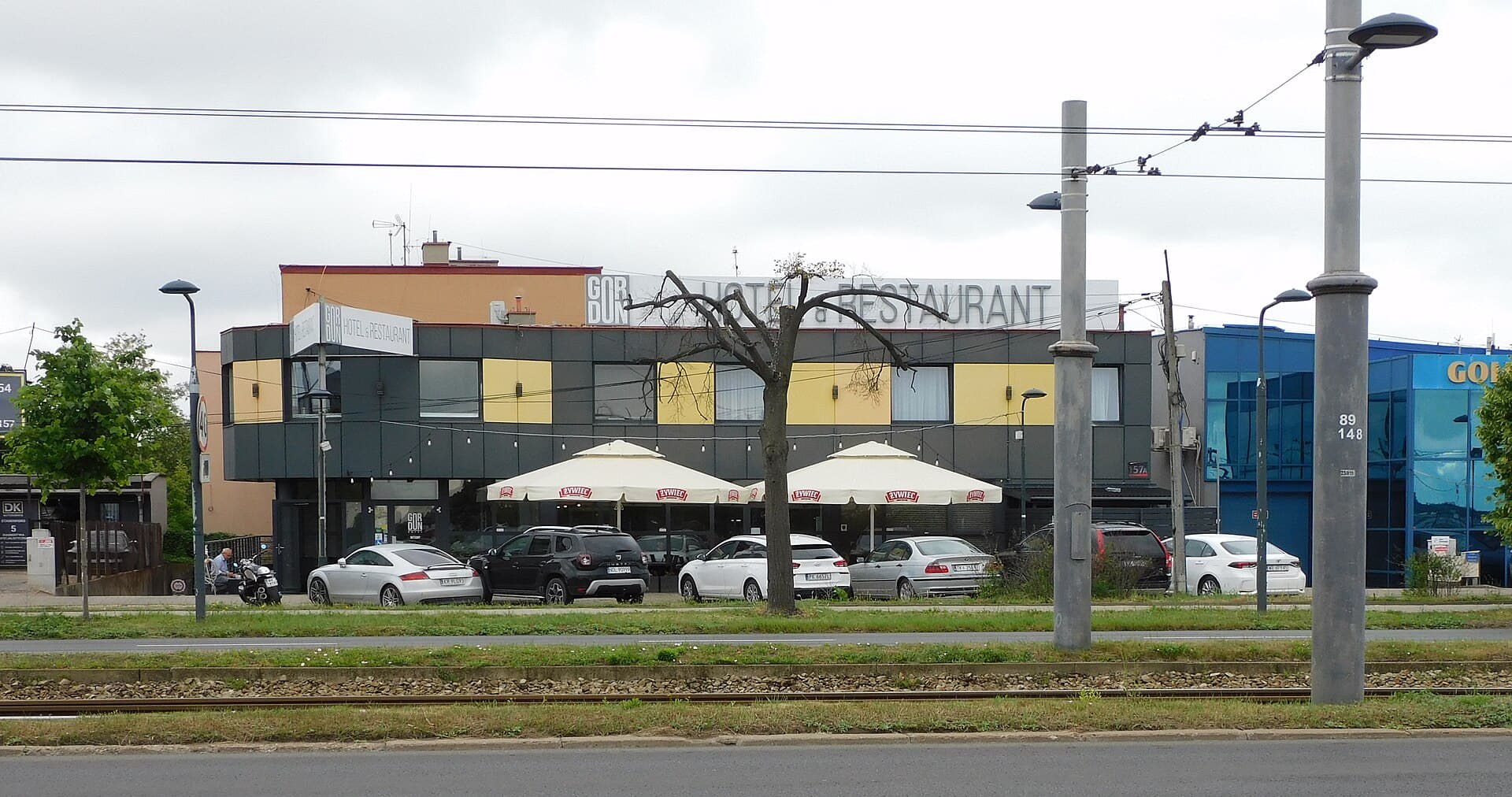 Hotel Gordon (via Wikimedia Commons, CC BY-SA 4.0)