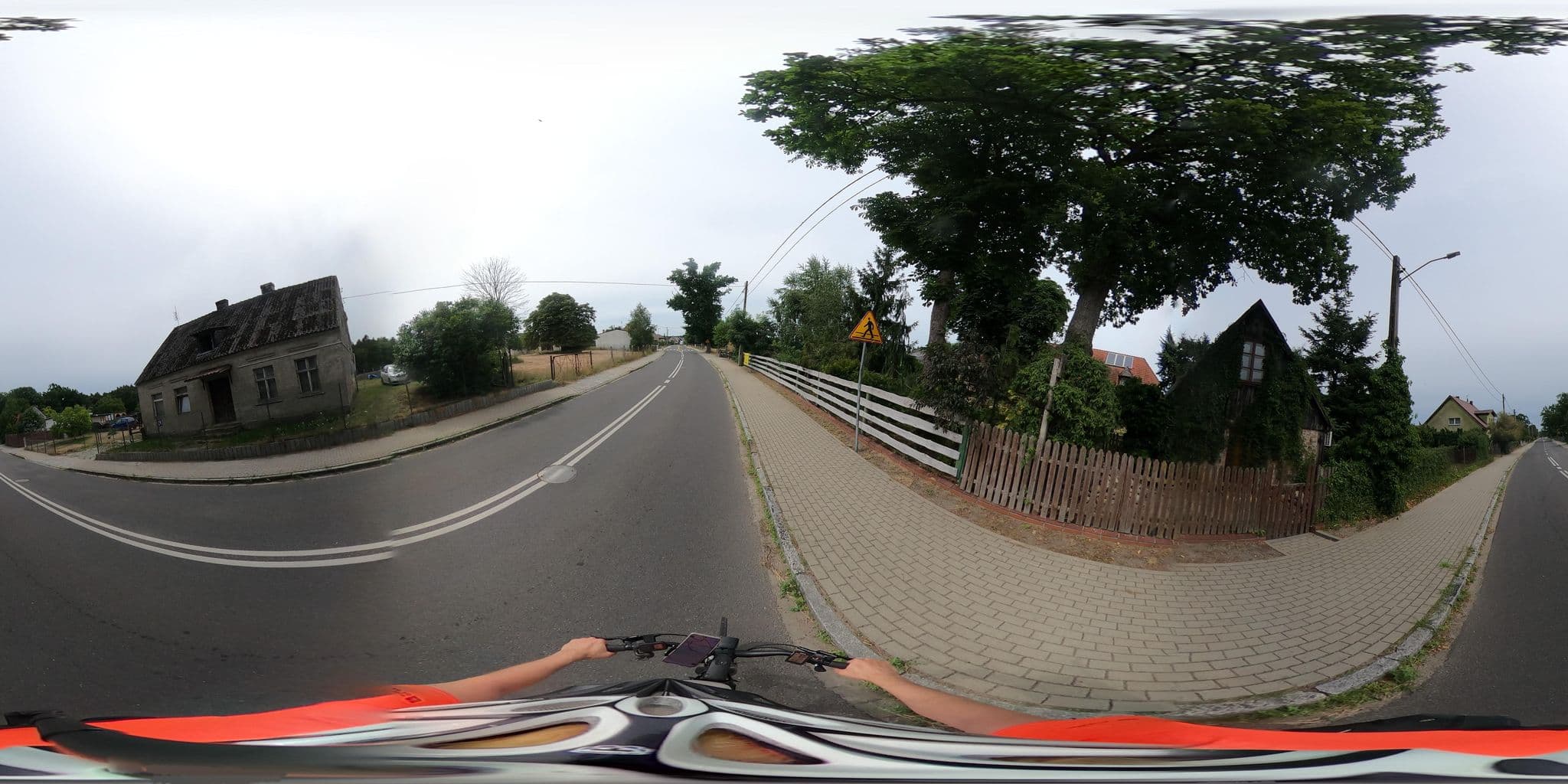 Street view near Farma Zdrowia, Nowe Warpno — © Ameba (CC BY-SA · Mapillary)