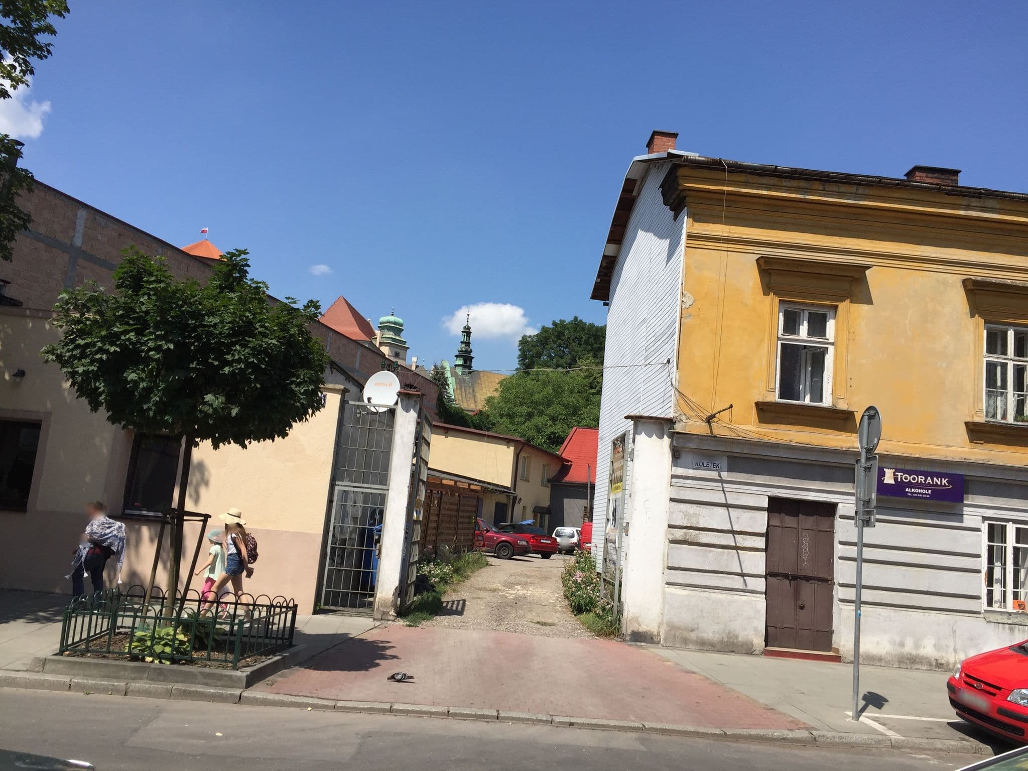 Street view near Dom św. Szymona z Lipnicy, Kraków