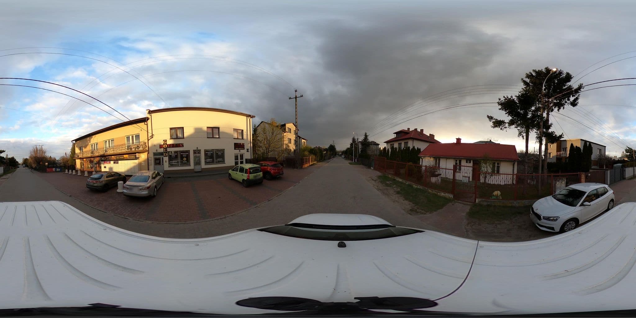 Street view near Hotelik Gold, Nowe Grocholice — © inwazjamb (CC BY-SA · Mapillary)