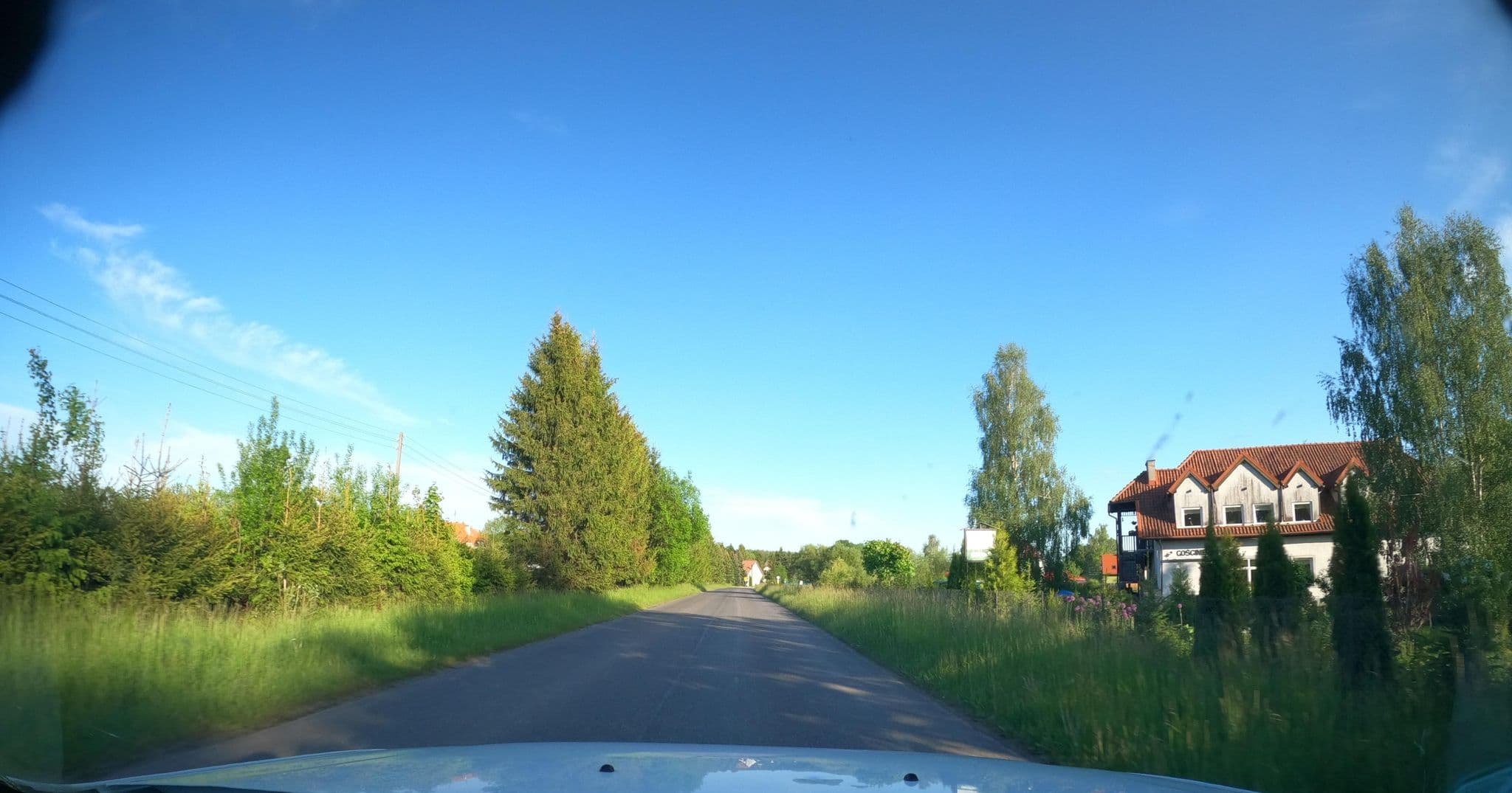 Street view near Zakątek Warmiński, Pieniężno — © masterofnoroad (CC BY-SA · Mapillary)