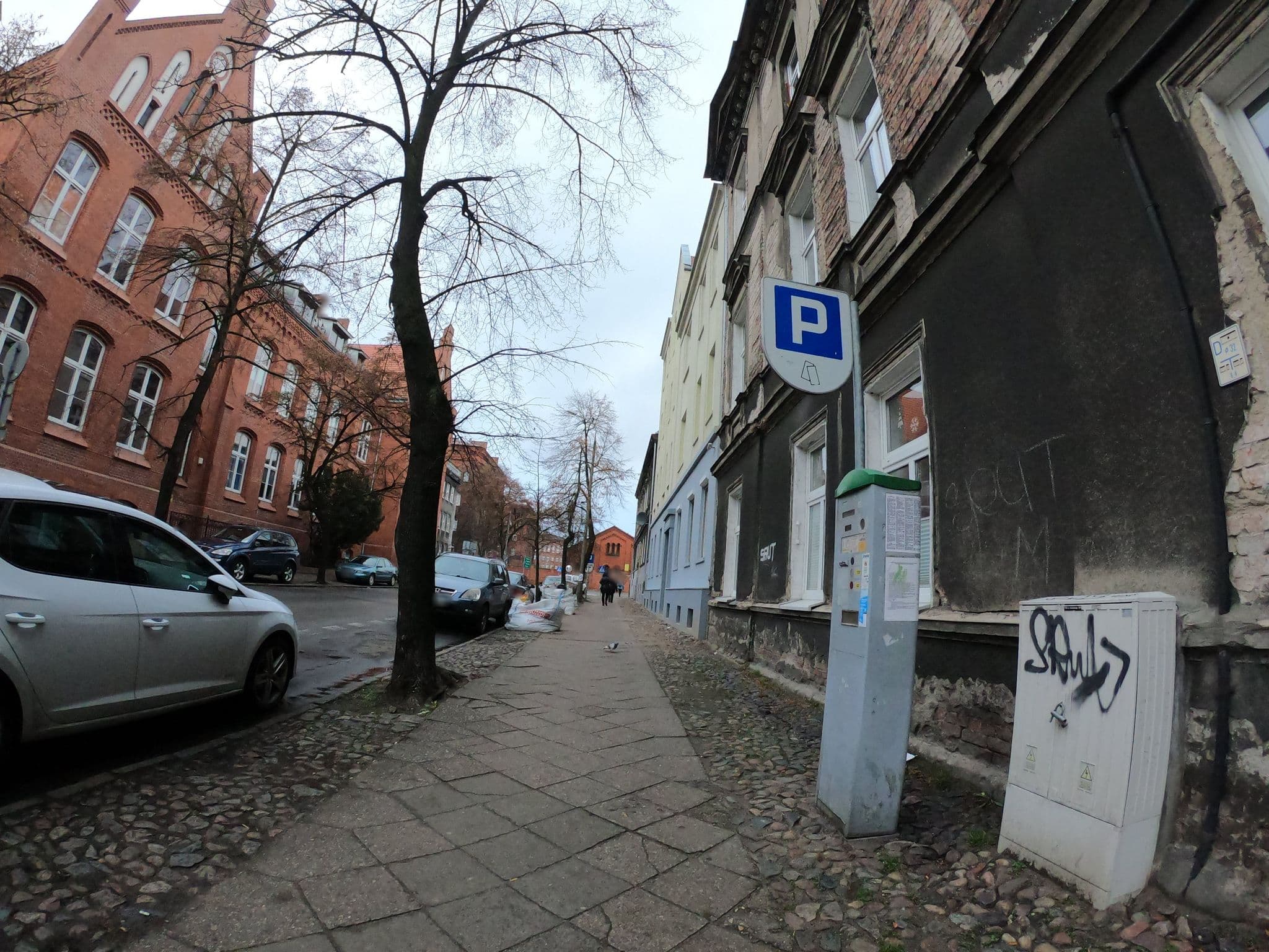 Street view near Apartament Sowińskiego 12, Bydgoszcz — © richlv (CC BY-SA · Mapillary)