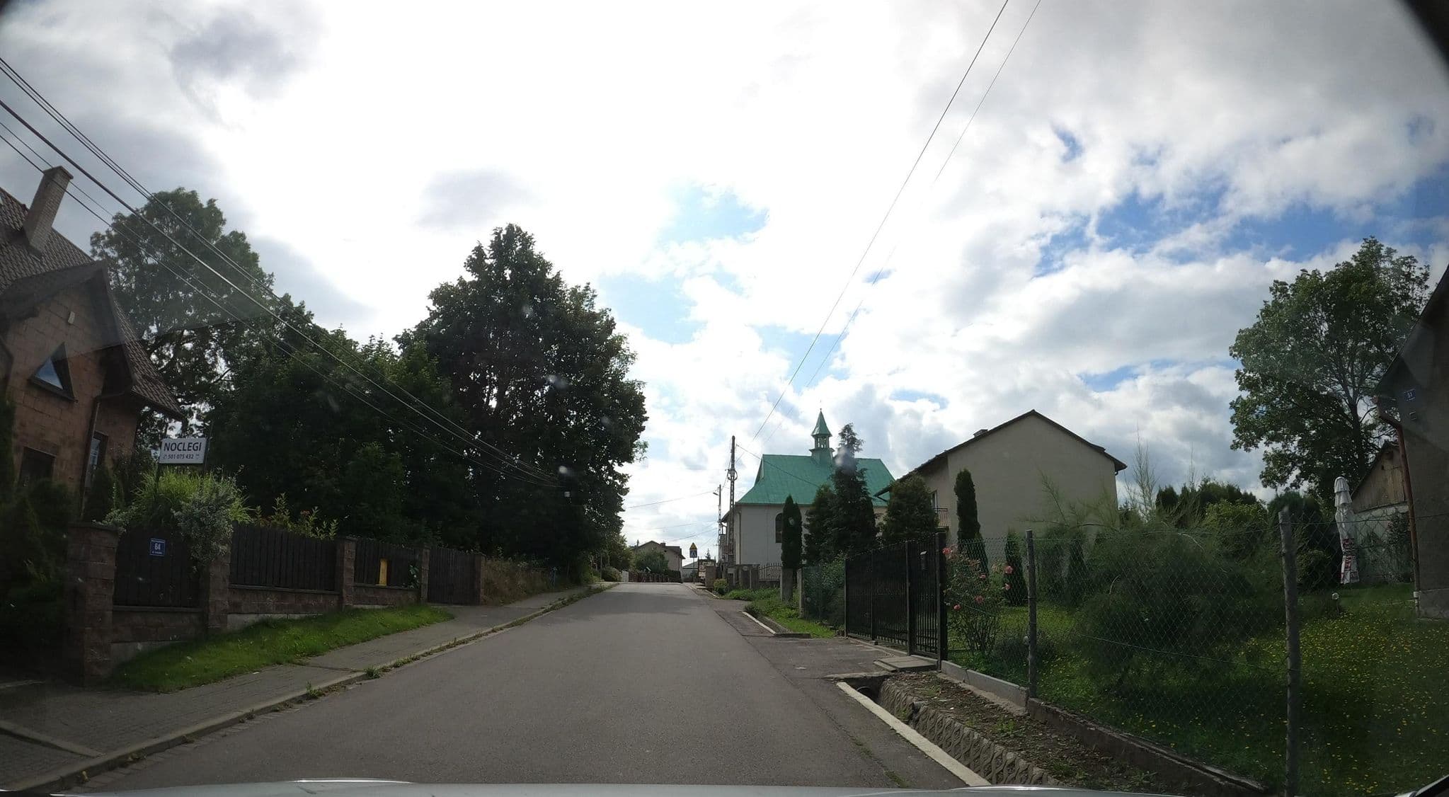 Street view near Noclegi u Agnieszki, Sąspów — © masterofnoroad (CC BY-SA · Mapillary)