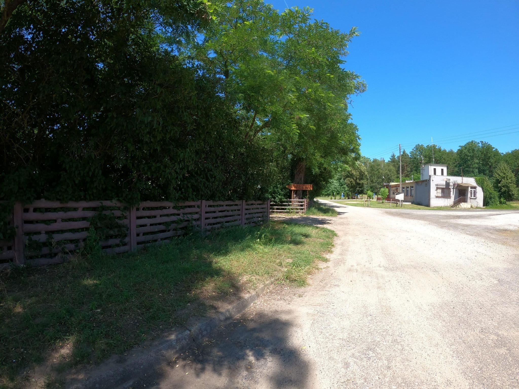 Street view near Agroturystyka Wezaj, Międzychód — © masterofnoroad (CC BY-SA · Mapillary)