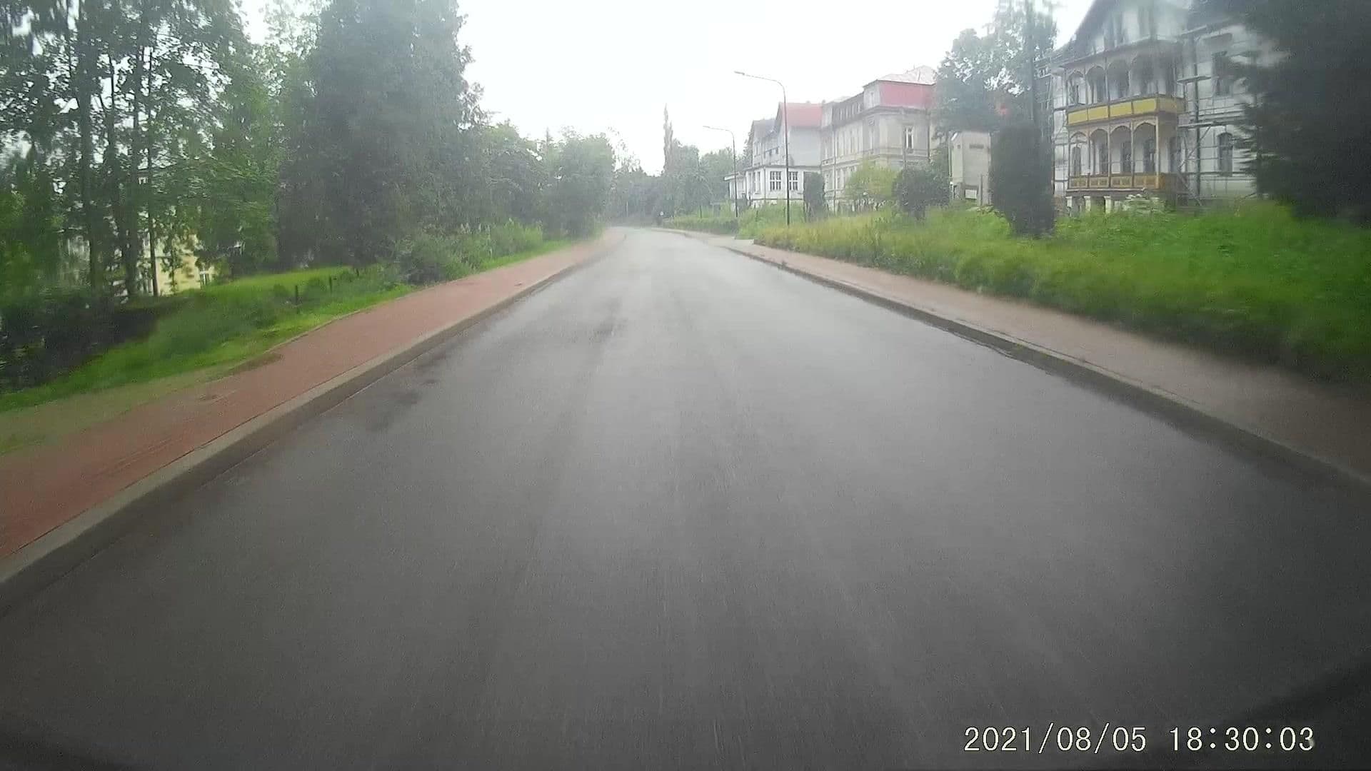 Street view near Apartamenty Werona, Duszniki-Zdrój — © dasza (CC BY-SA · Mapillary)
