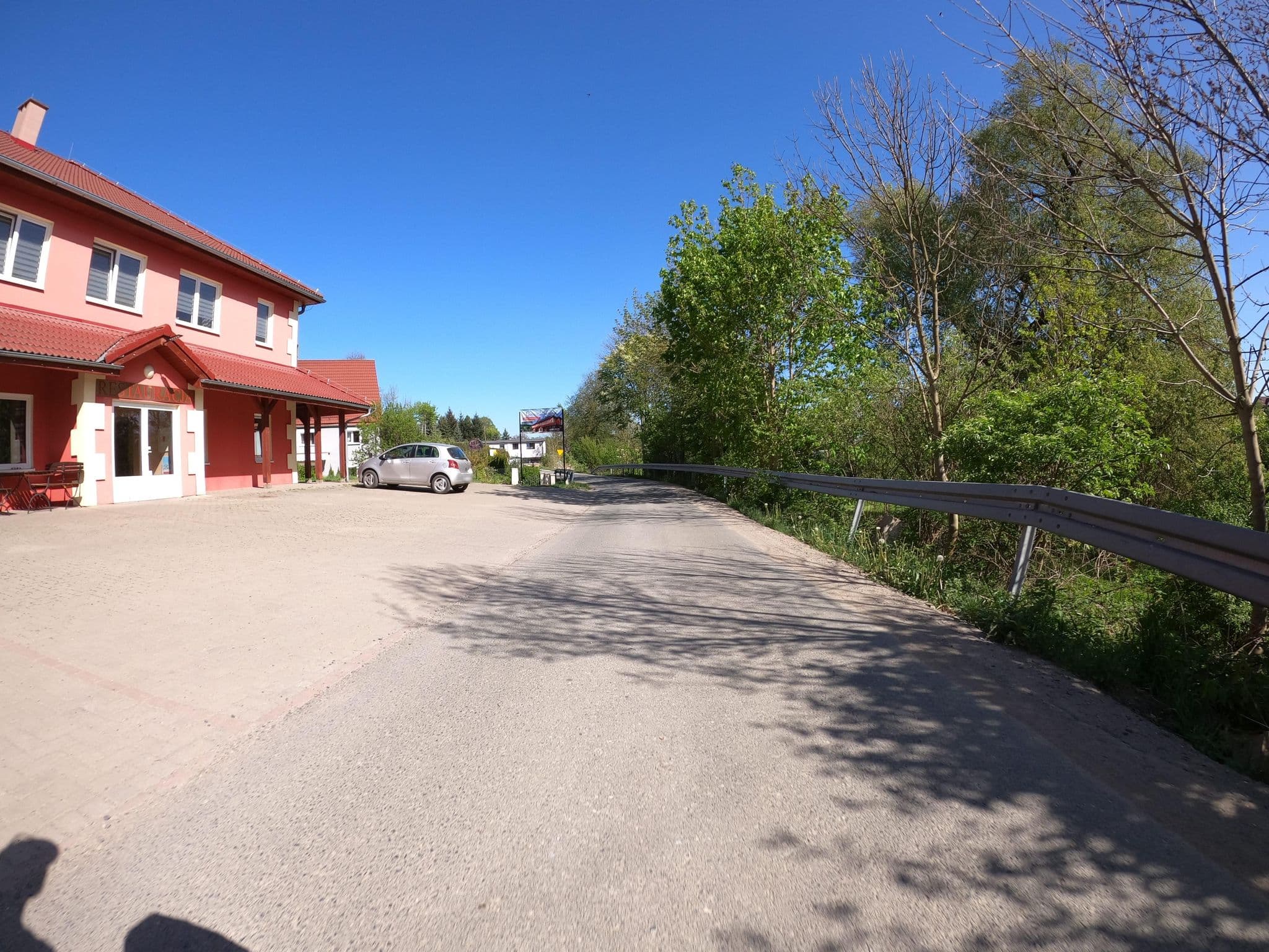 Street view near Gościniec Bobrówka, Jeżów Sudecki — © masterofnoroad (CC BY-SA · Mapillary)