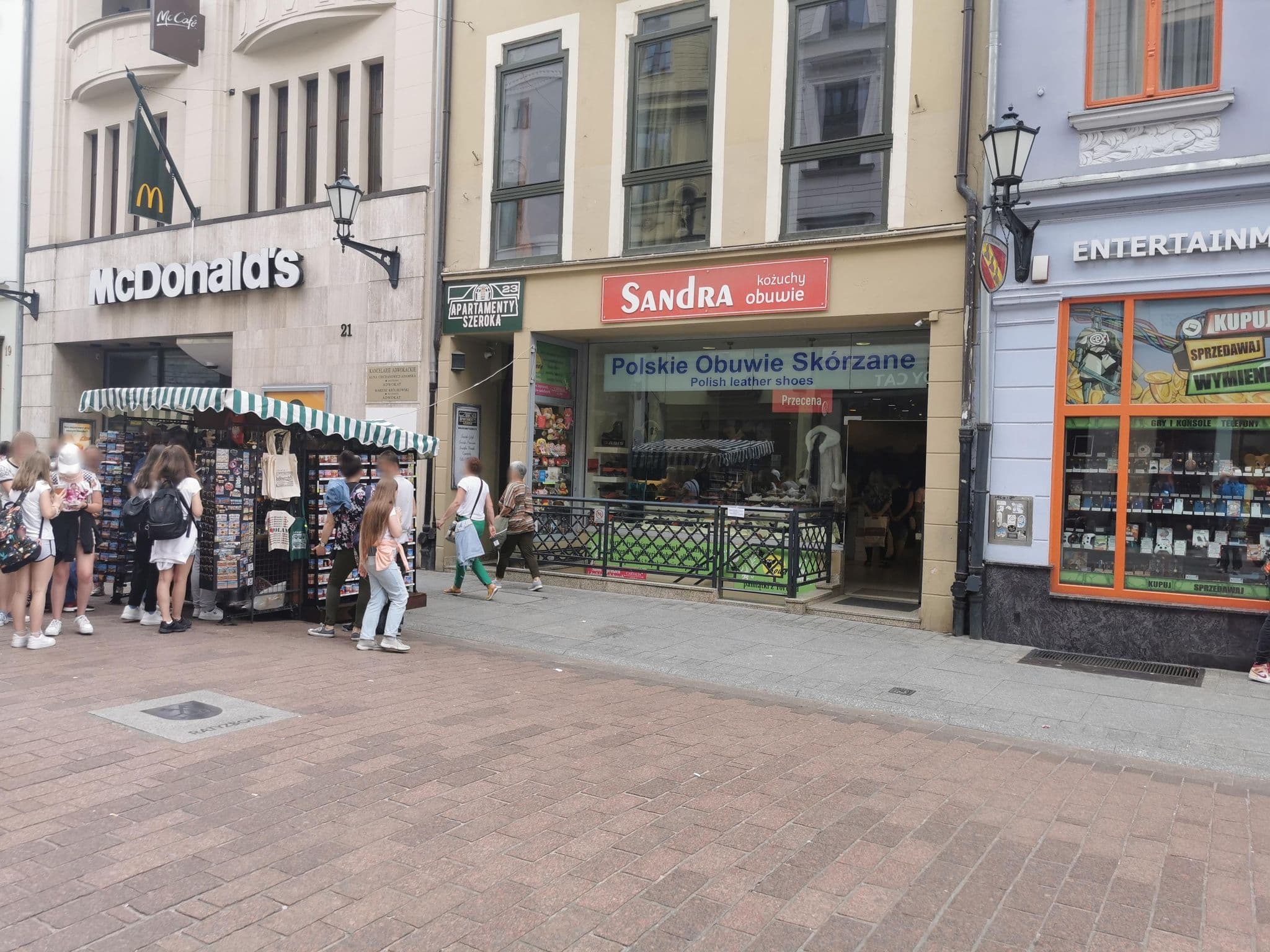 Street view near J%J Apartments, Toruń — © mezazis (CC BY-SA · Mapillary)