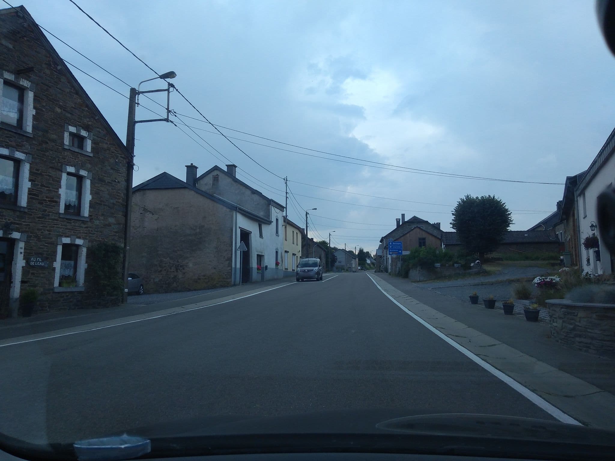Street view near Au fil de l'eau, Bertogne — © clemdoc (CC BY-SA · Mapillary)