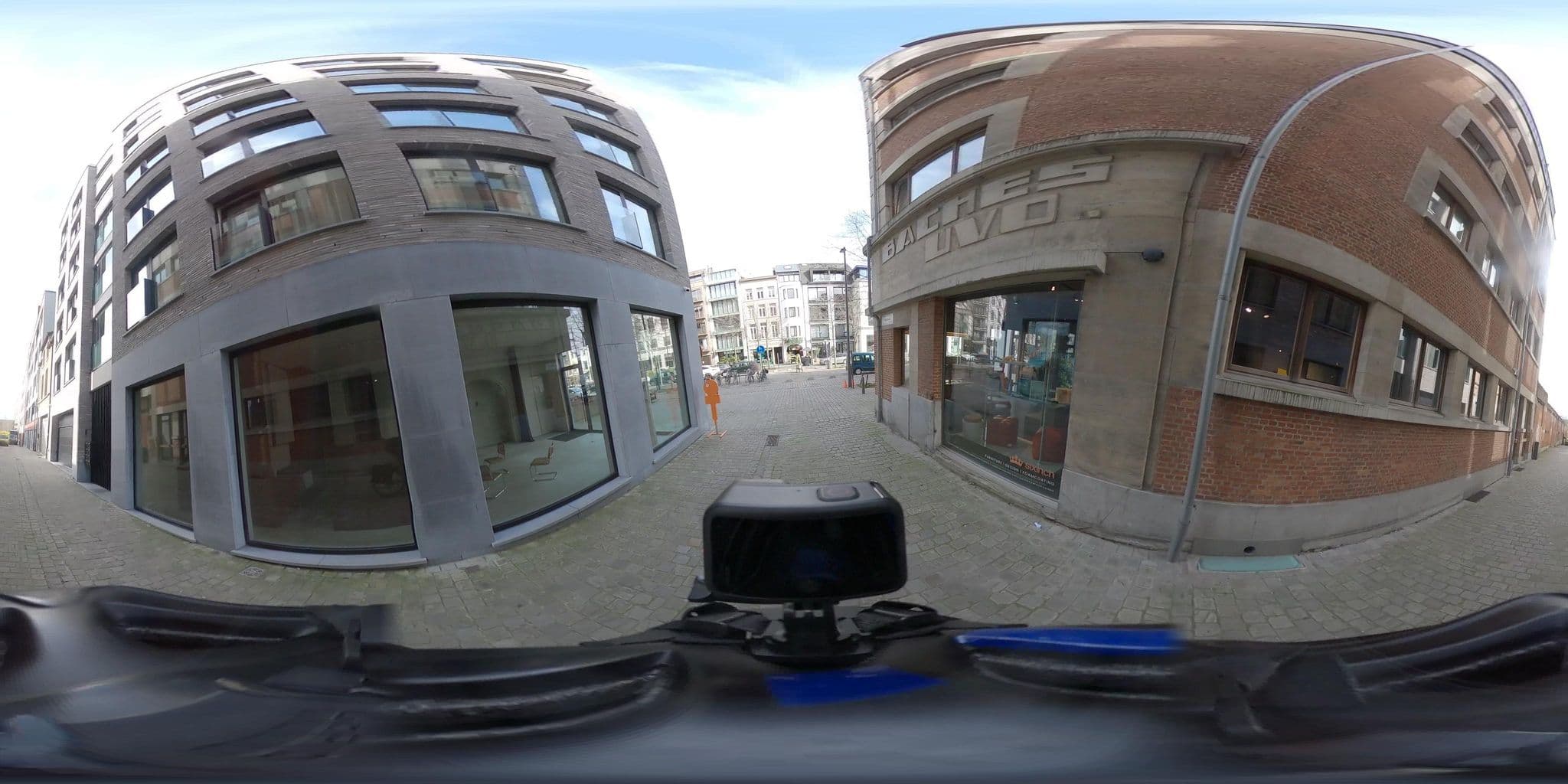 Street view near U, Antwerp — © konink360 (CC BY-SA · Mapillary)