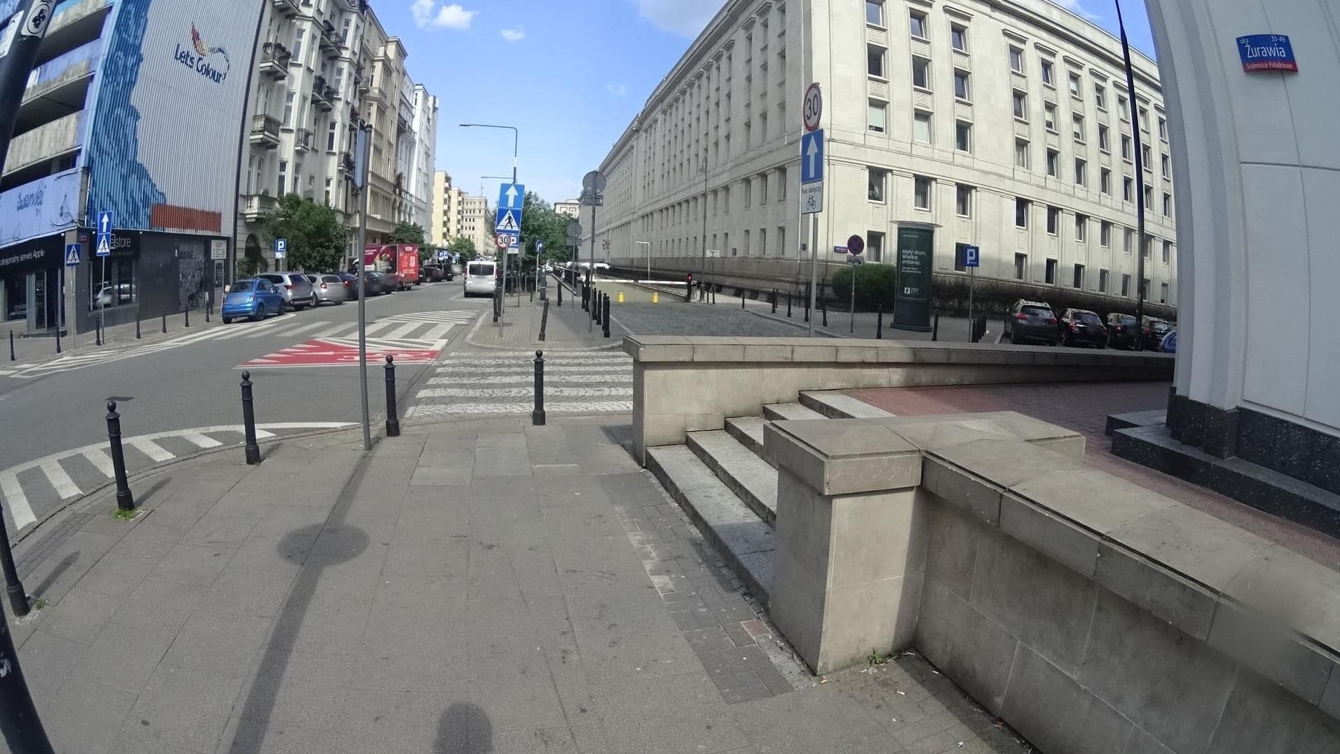 Street view near Bello ApartHostel, Śródmieście — © awizonosz (CC BY-SA · Mapillary)