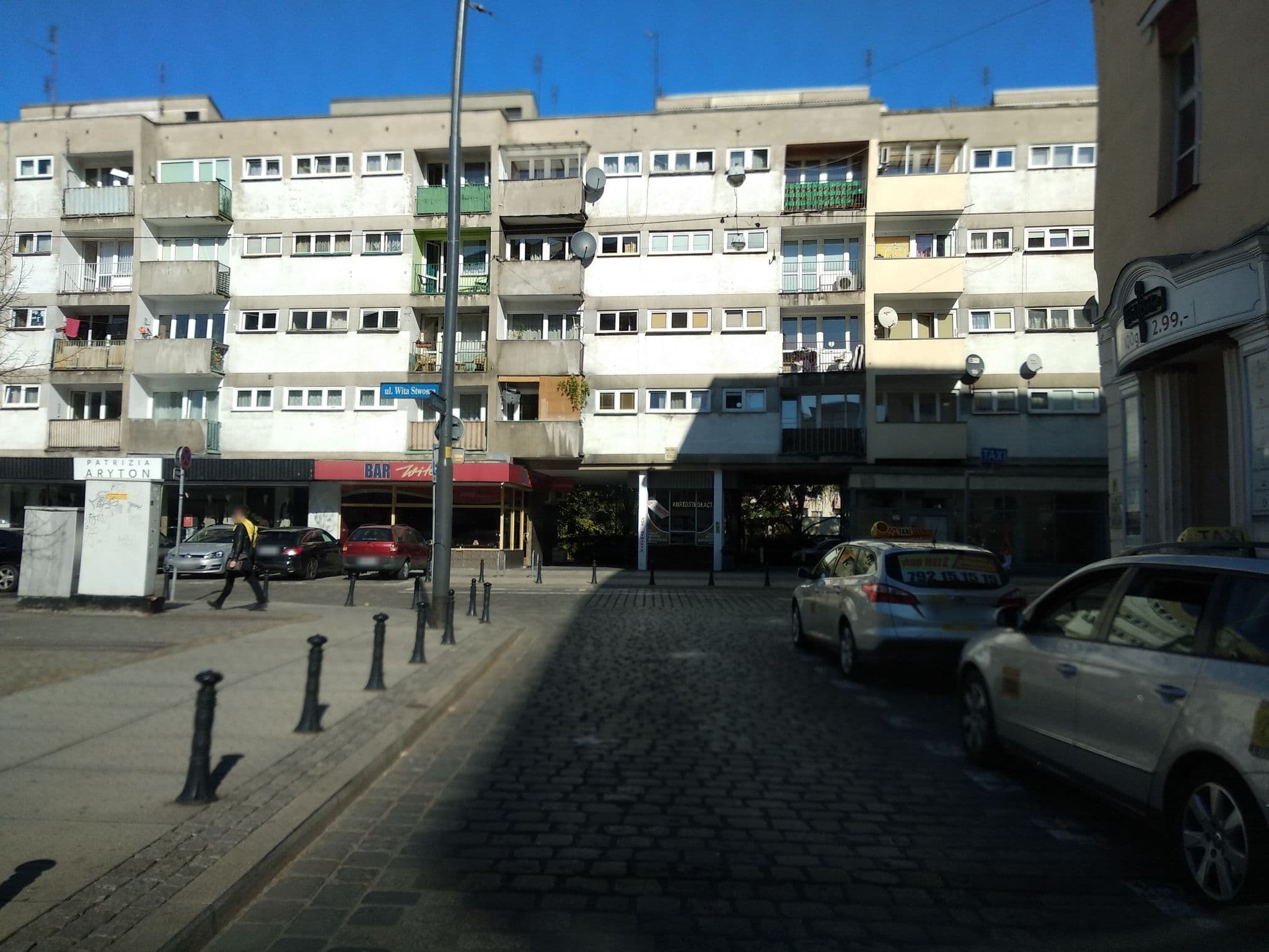 Street view near Krasnal, Stare Miasto — © misiekwr (CC BY-SA · Mapillary)