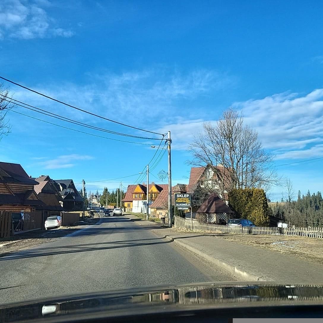 Street view near U Beaty, Bukowina Tatrzańska — © picturehoover (CC BY-SA · Mapillary)