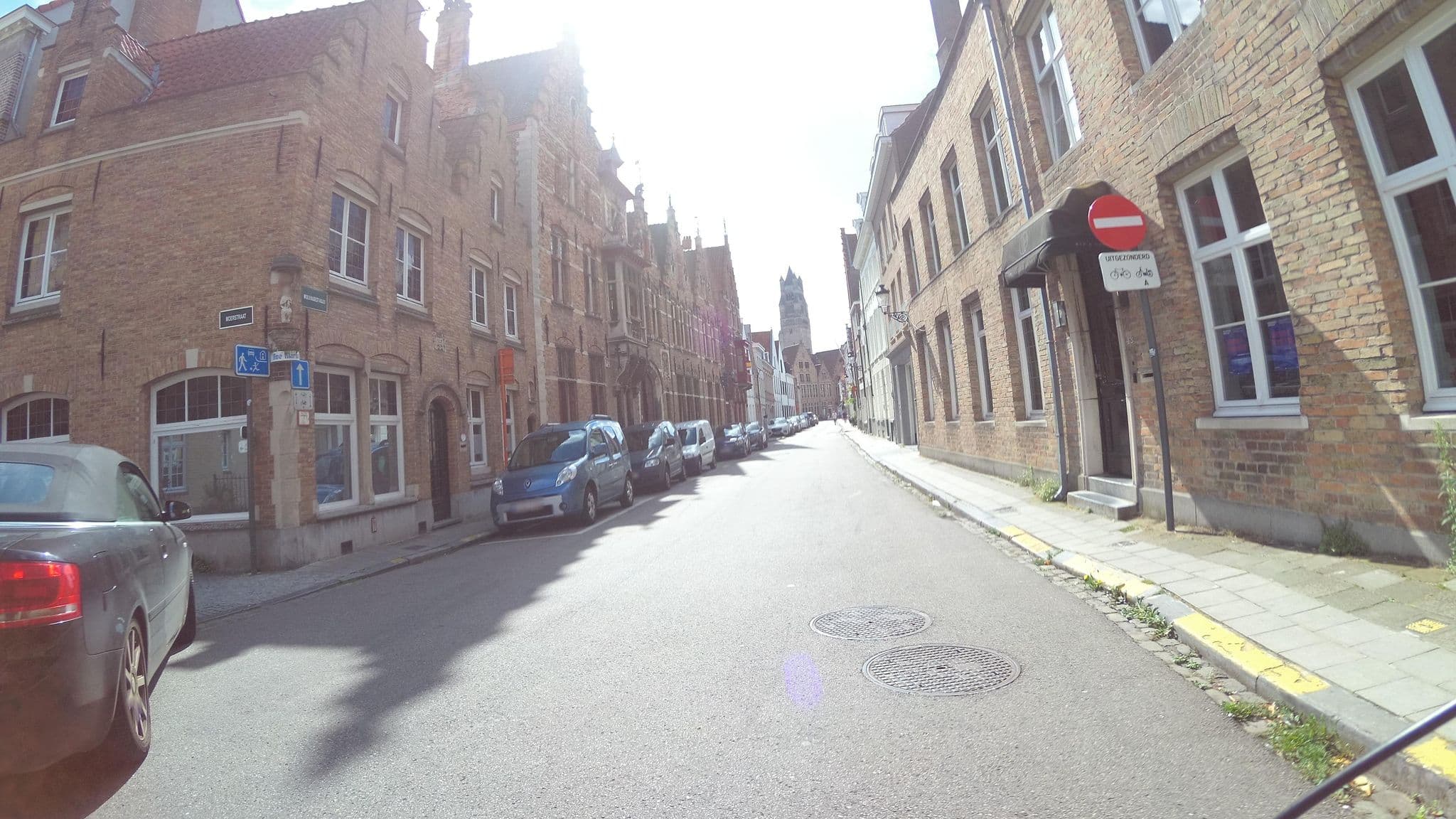 Street view near Azalea, Brugge — © teddy73 (CC BY-SA · Mapillary)