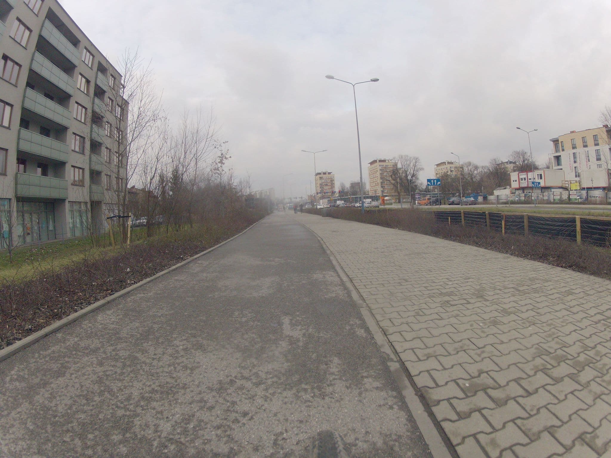 Street view near Rodzinny apartament dla sześciu osób z parkingiem prywatnym, Grzegórzki — © ekeshkekesh (CC BY-SA · Mapillary)